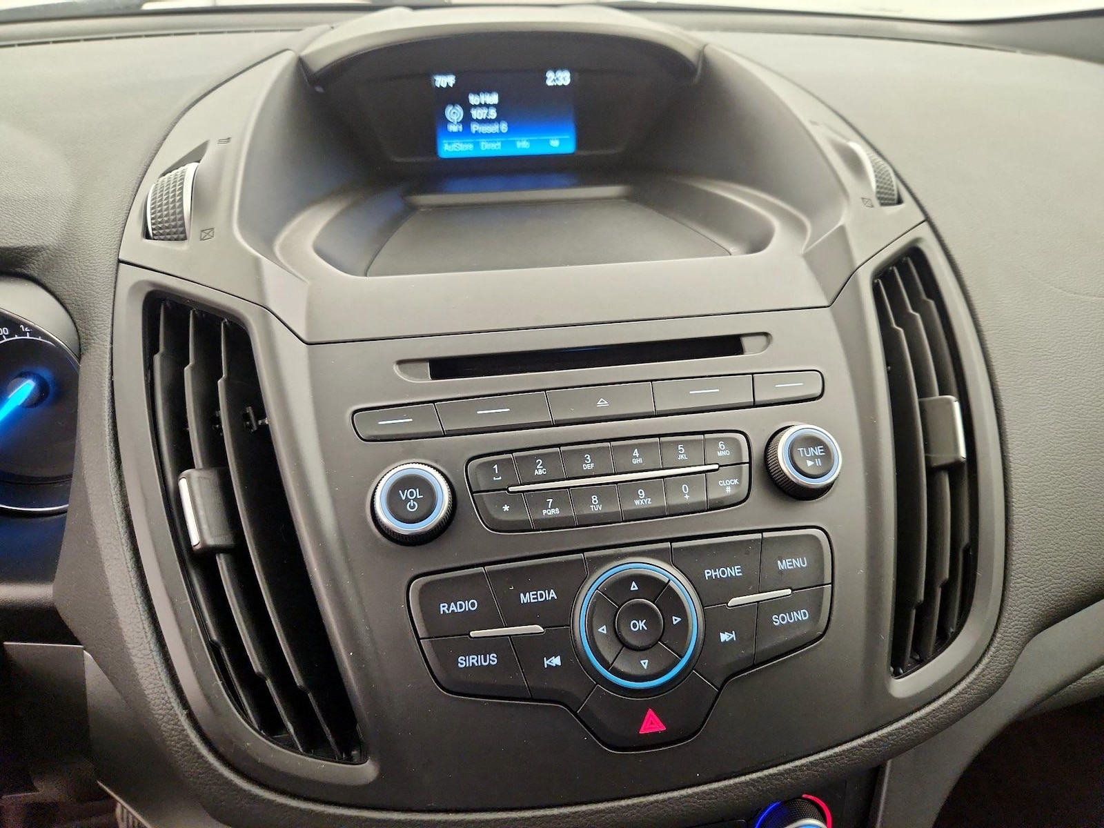 2018 Ford Escape SE - Photo 16