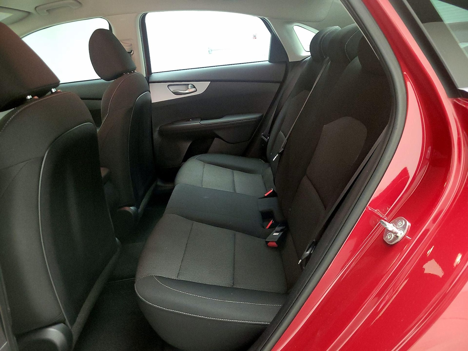 2024 Kia Forte LXS - Photo 20
