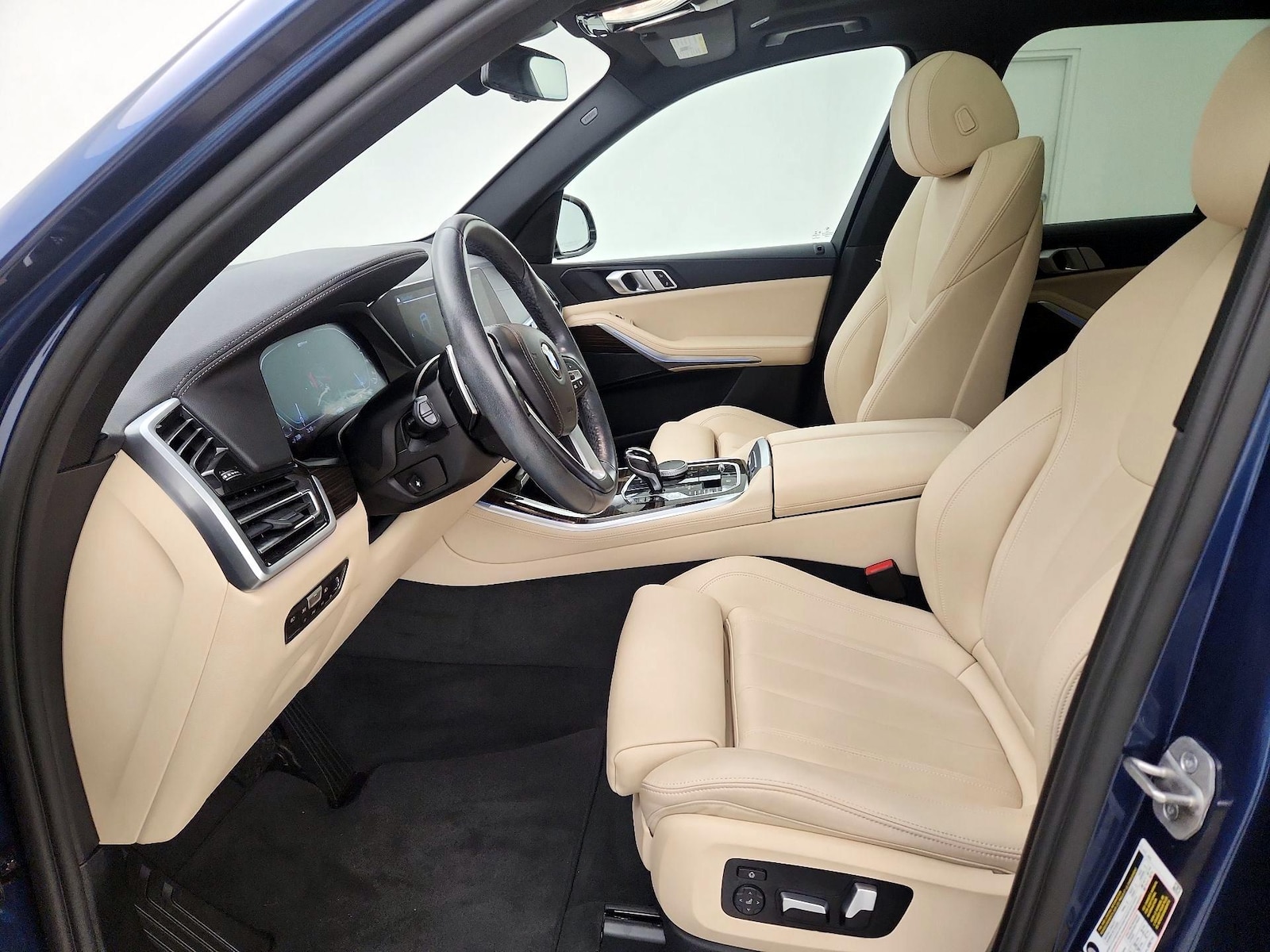 2021 BMW X5 45e - Photo 12