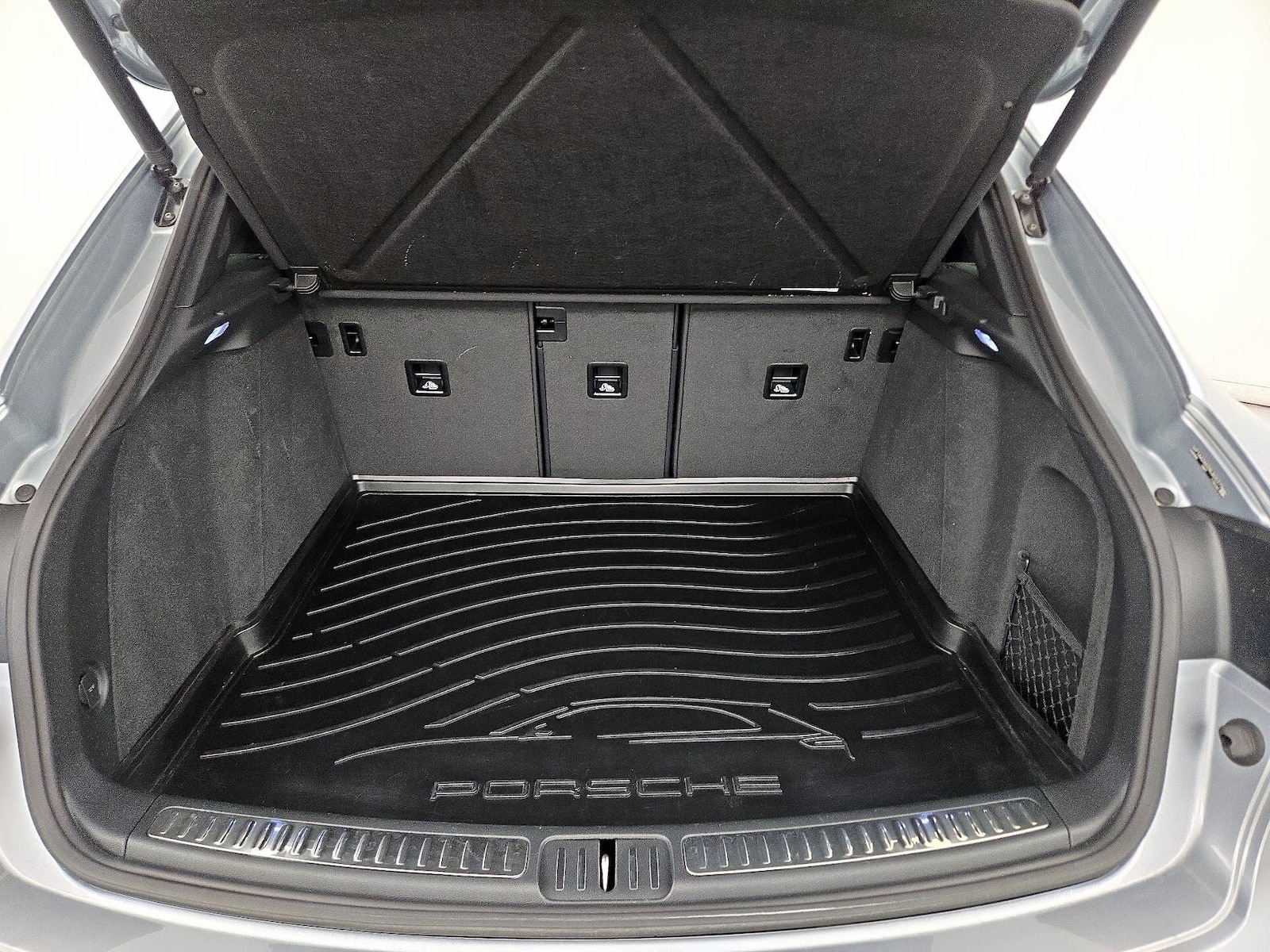2024 Porsche Macan Base - Photo 22