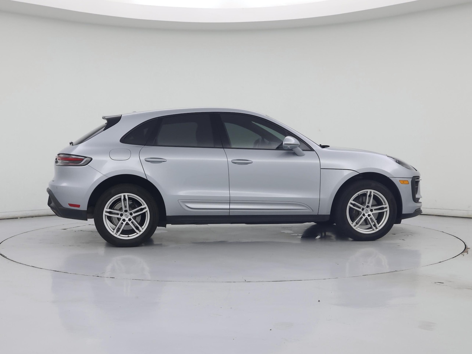 2024 Porsche Macan Base - Photo 8