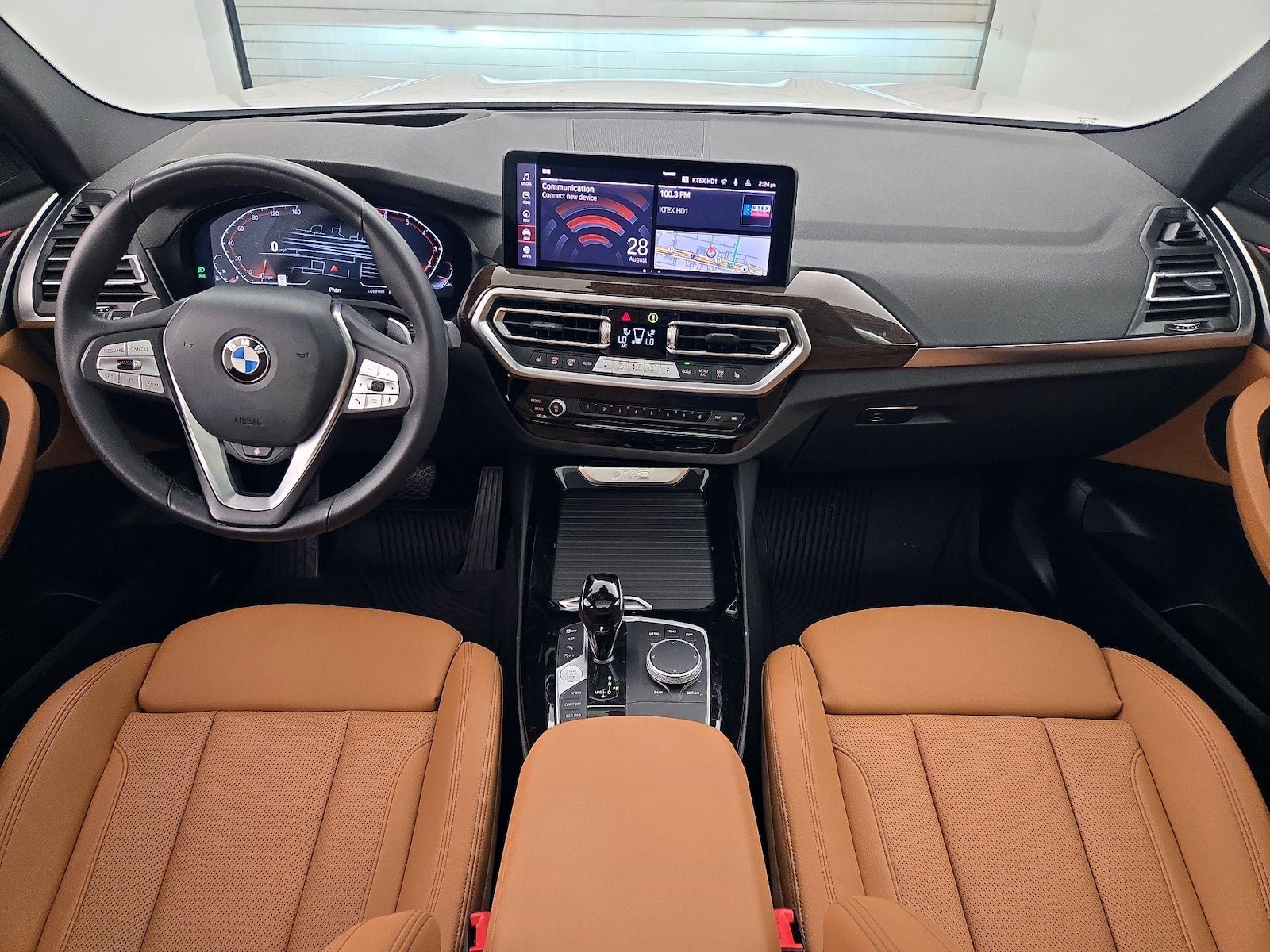 Apple CarPlay® & Android Auto™