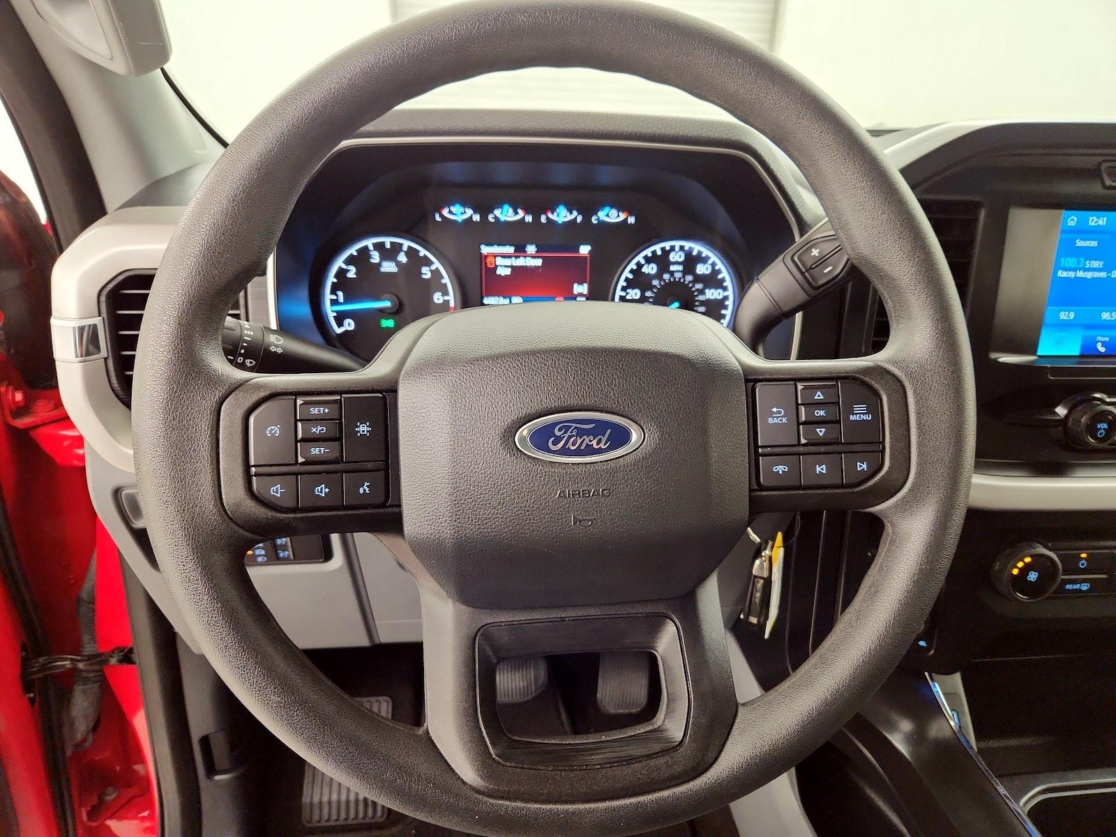 2022 Ford F-150 XL - Photo 11