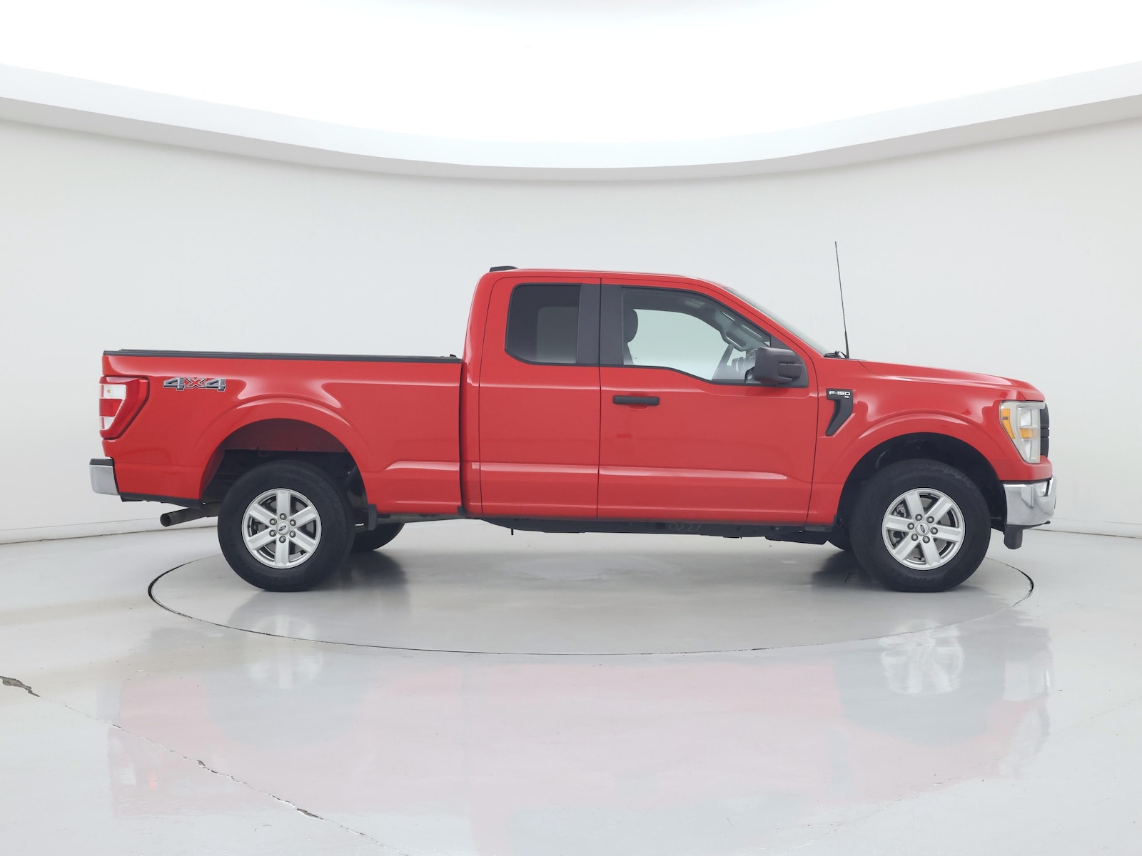2022 Ford F-150 XL - Photo 8