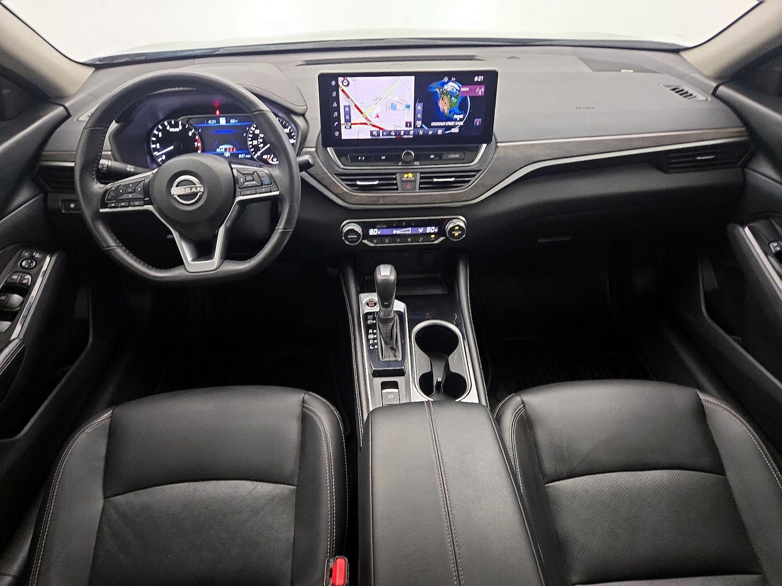 2024 Nissan Altima SL - Photo 10
