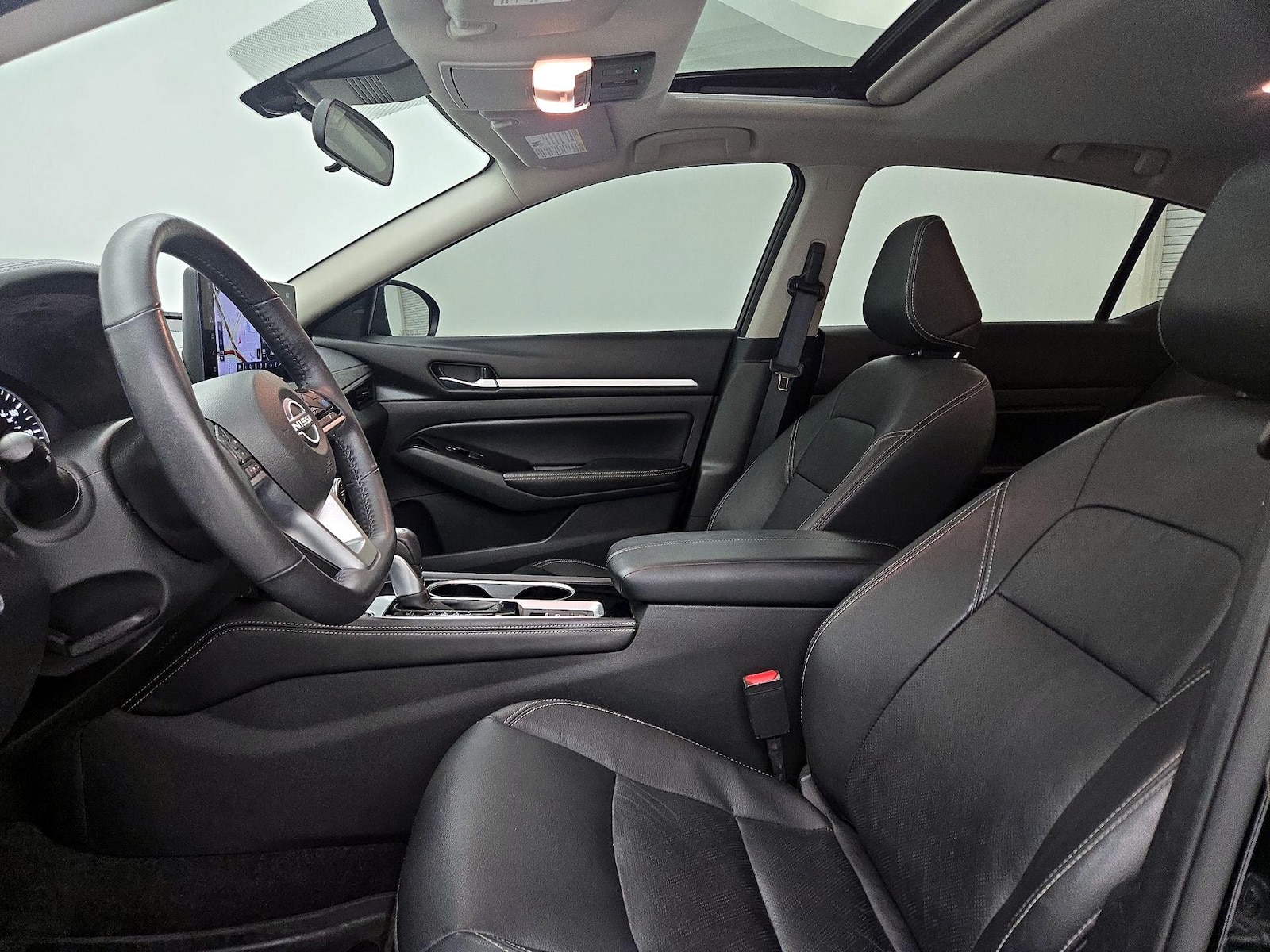 2024 Nissan Altima SL - Photo 12