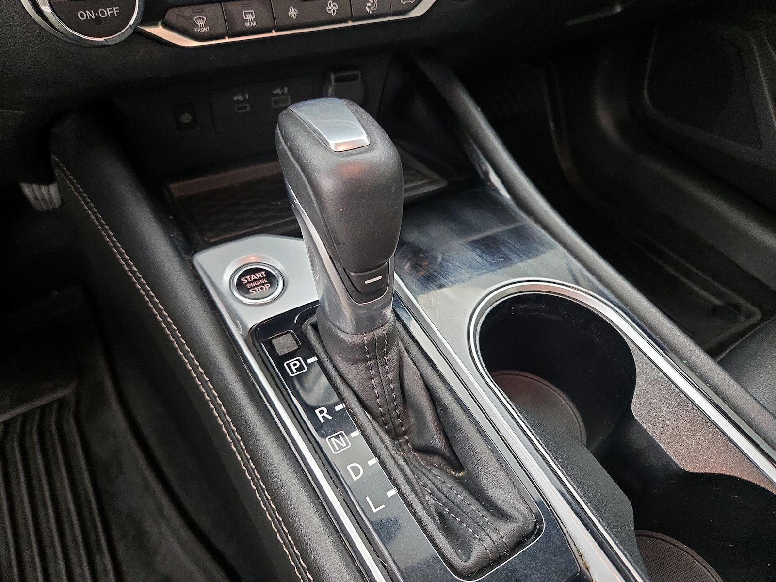 2024 Nissan Altima SL - Photo 19