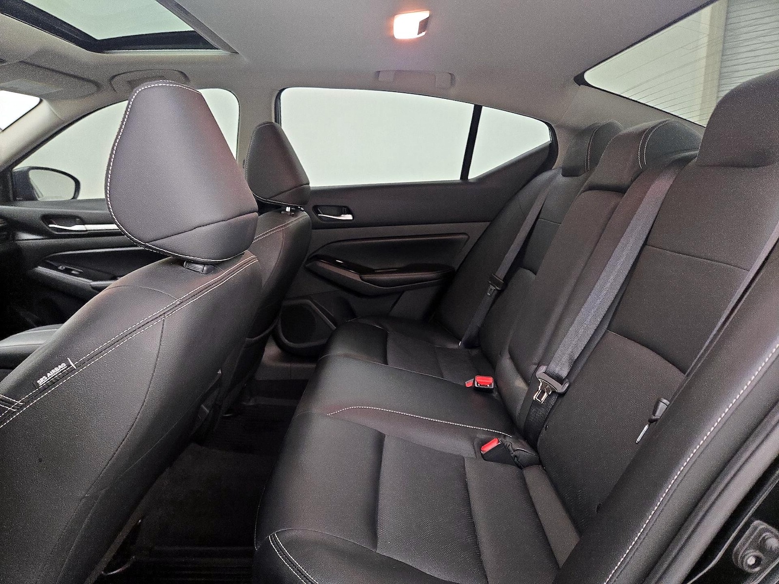 2024 Nissan Altima SL - Photo 22