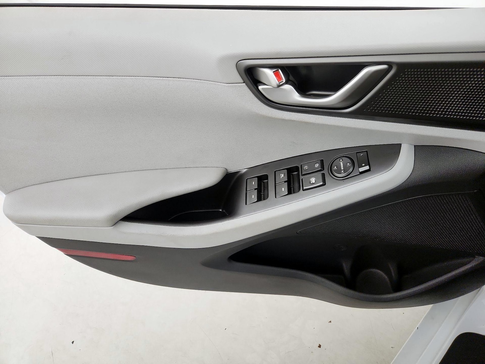 2020 Hyundai IONIQ Blue - Photo 13