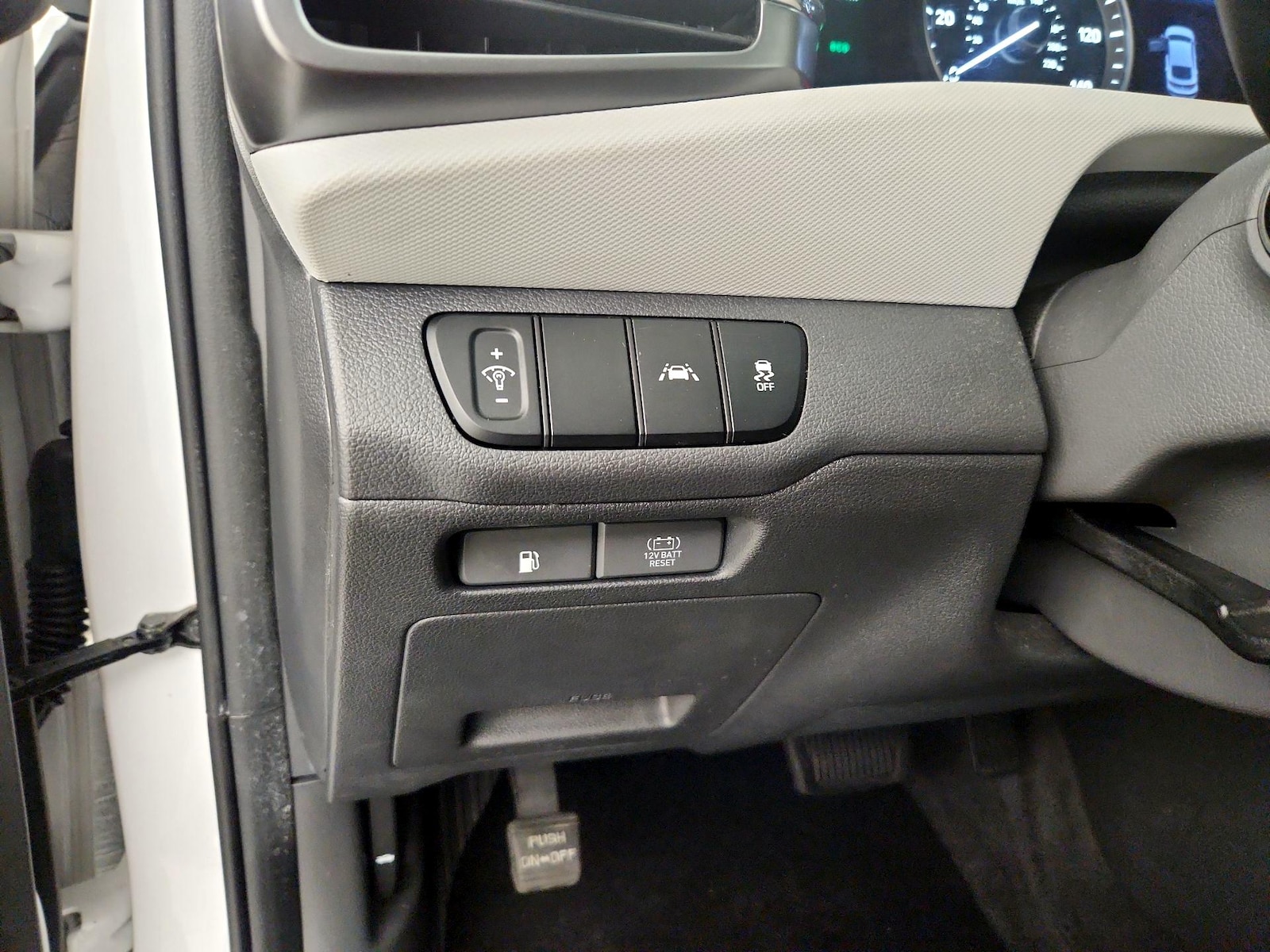 2020 Hyundai IONIQ Blue - Photo 14