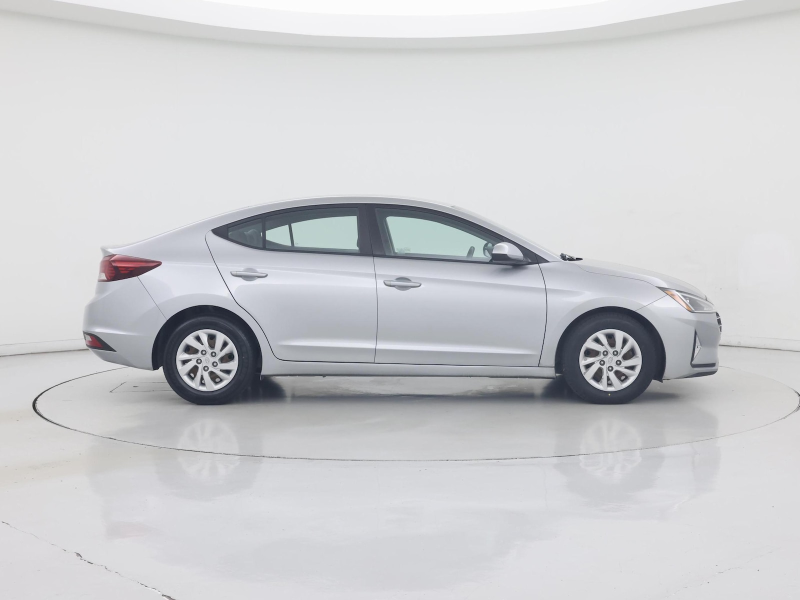 2020 Hyundai Elantra SE - Photo 8