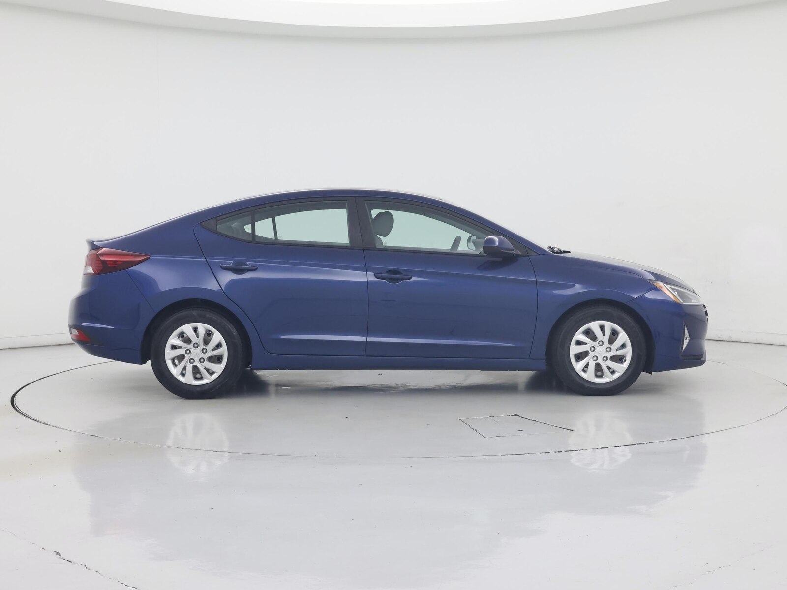 2020 Hyundai Elantra SE - Photo 8