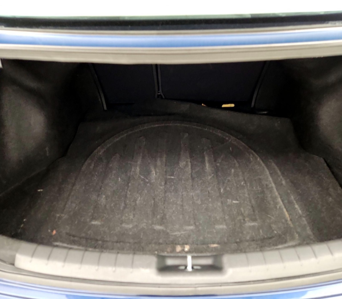 Trunk/Cargo (Seats Up)