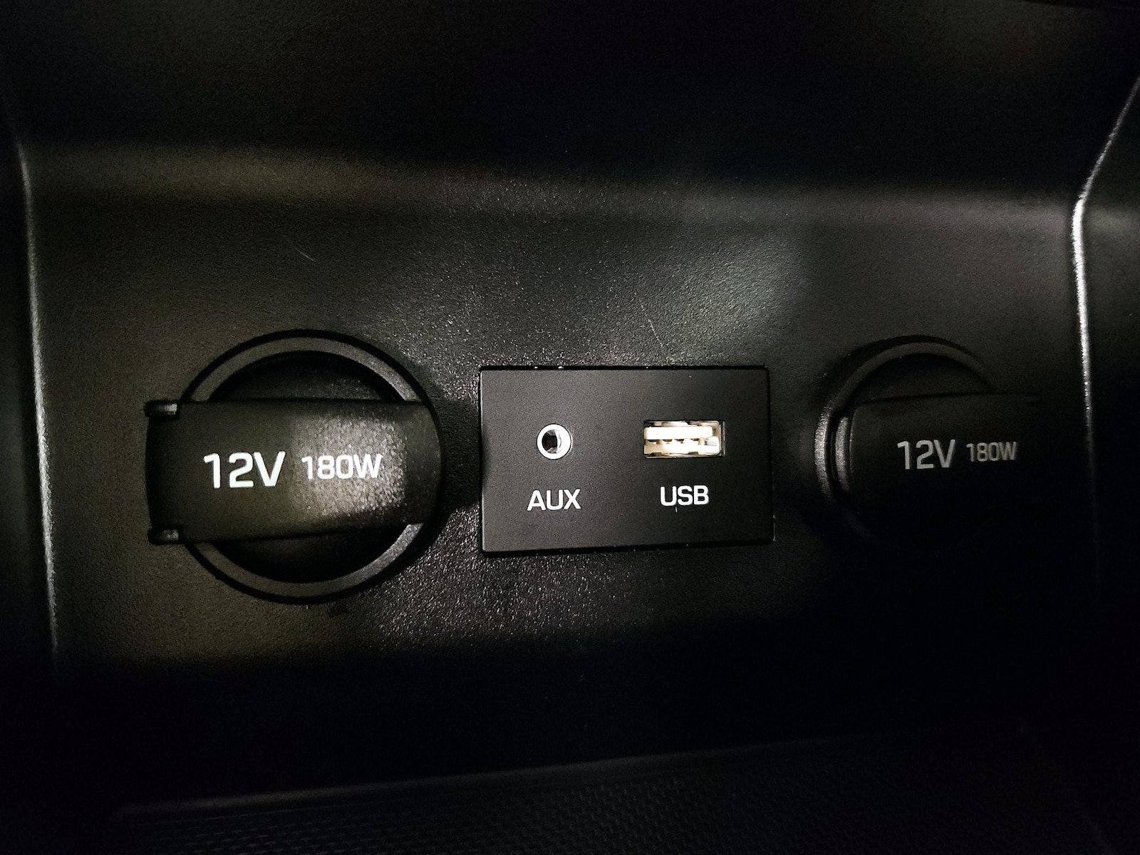 2020 Hyundai Elantra SE - Photo 19
