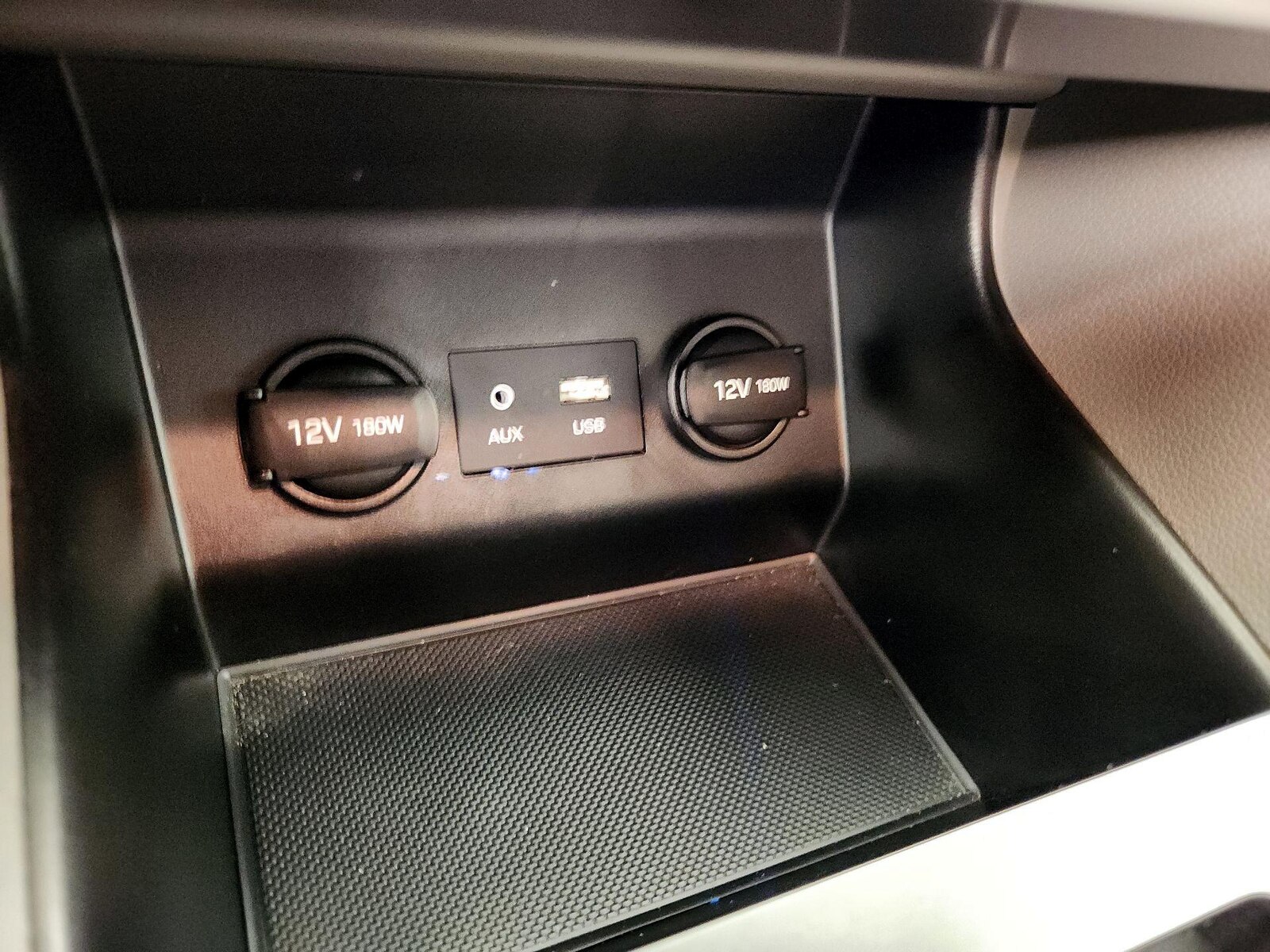2020 Hyundai Elantra SE - Photo 19