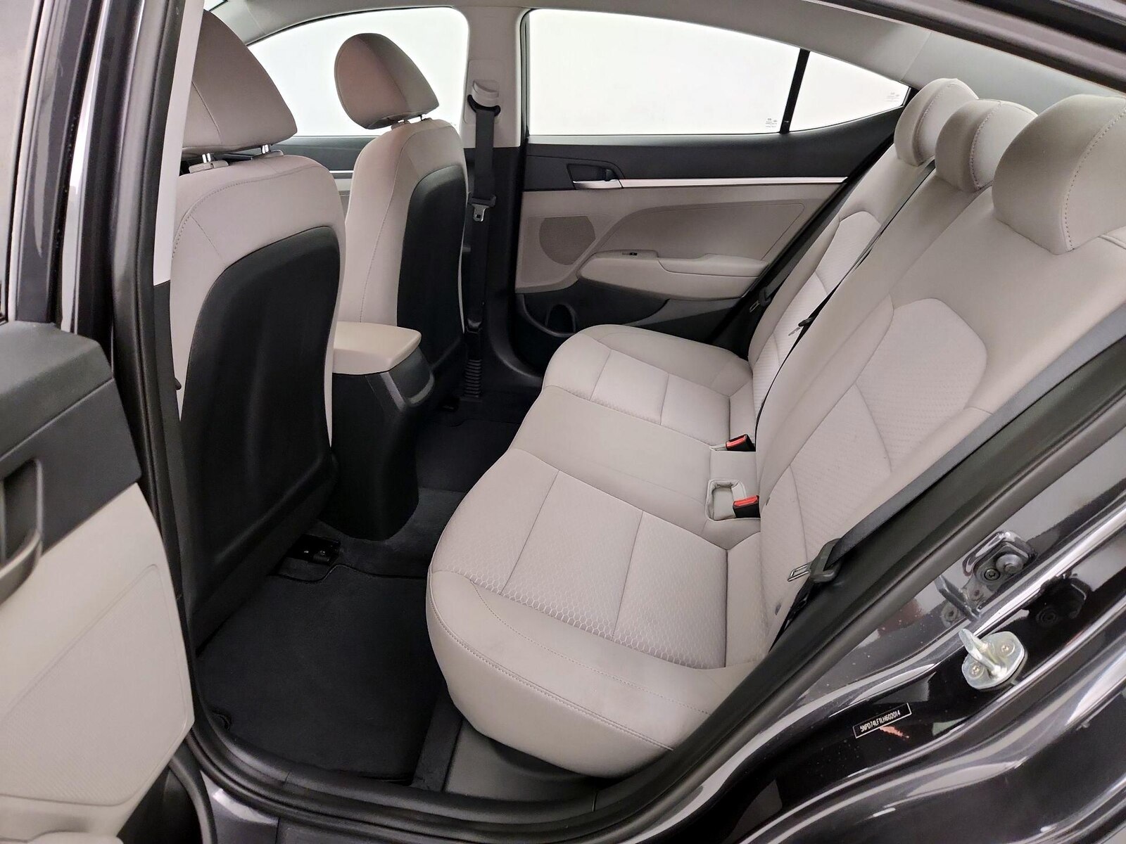 2020 Hyundai Elantra SE - Photo 20