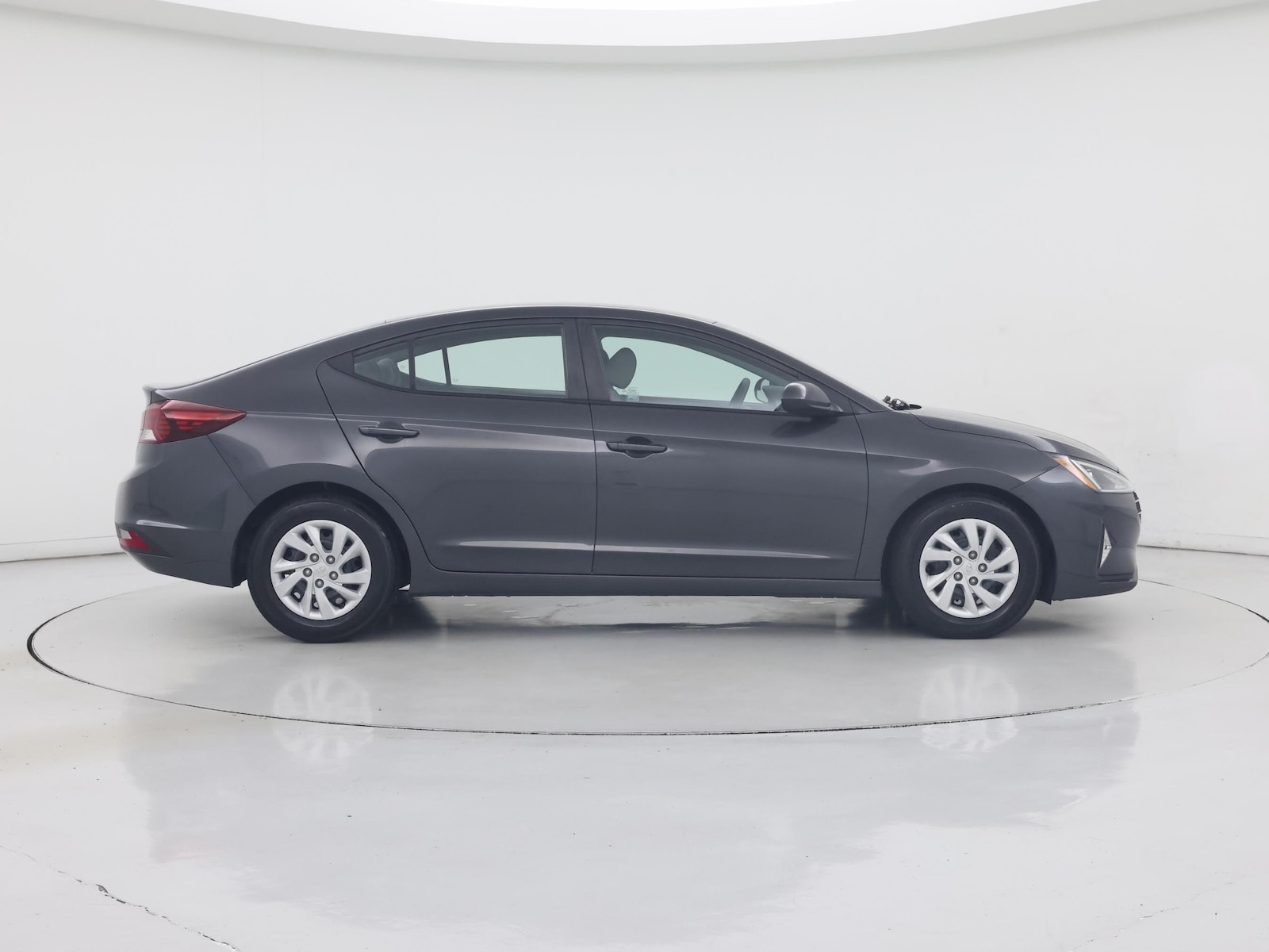 2020 Hyundai Elantra SE - Photo 8