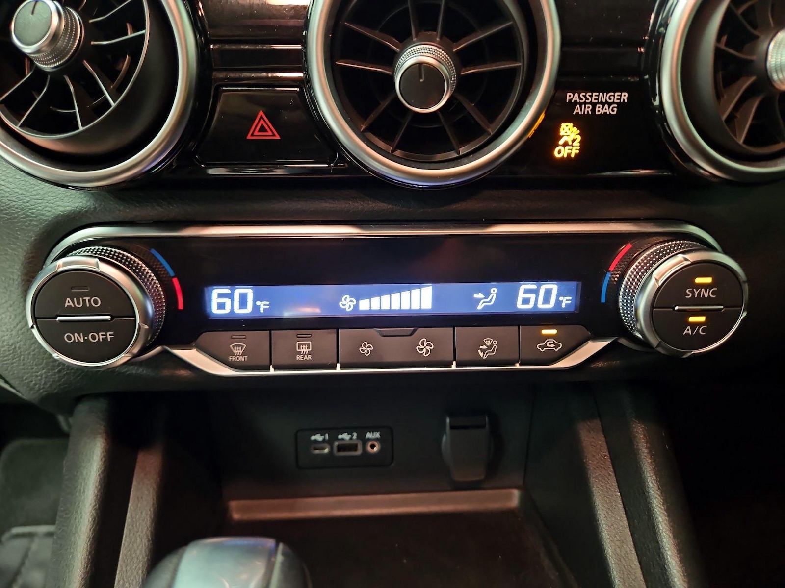 2023 Nissan Sentra SR - Photo 17