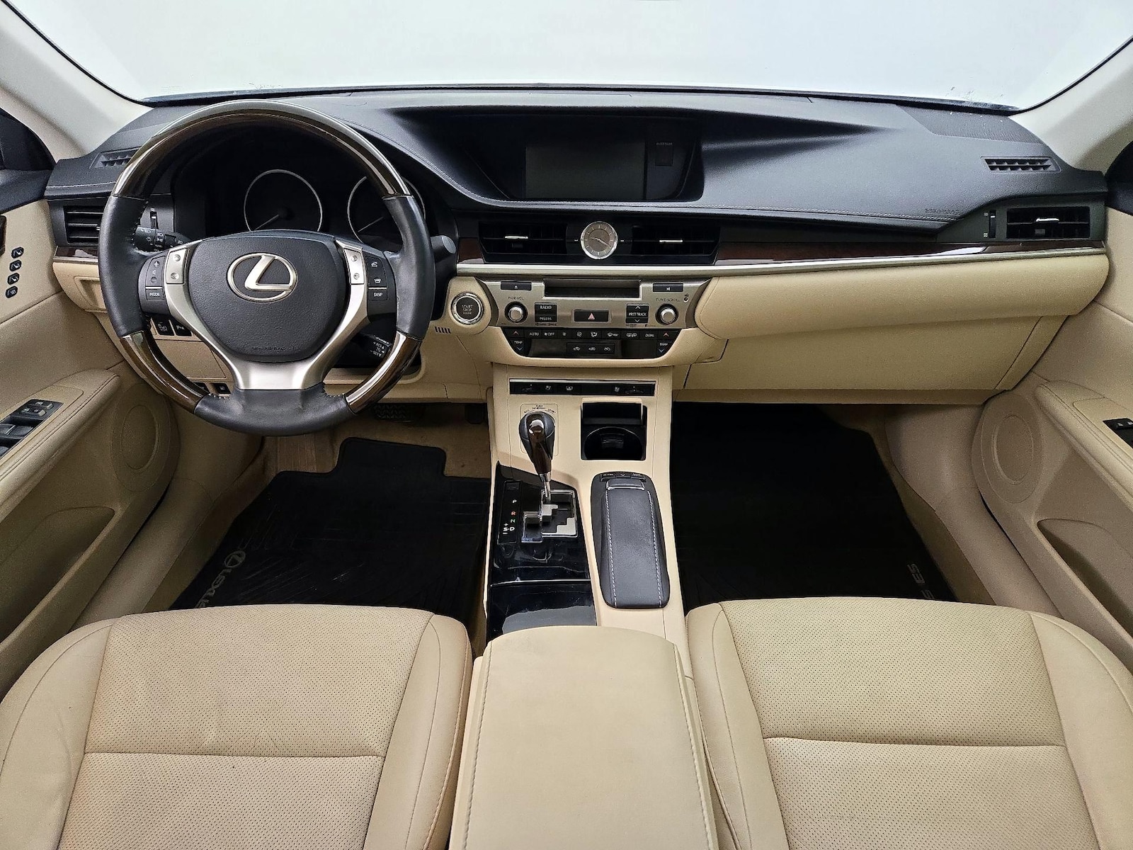 2014 Lexus ES 350 - Photo 10
