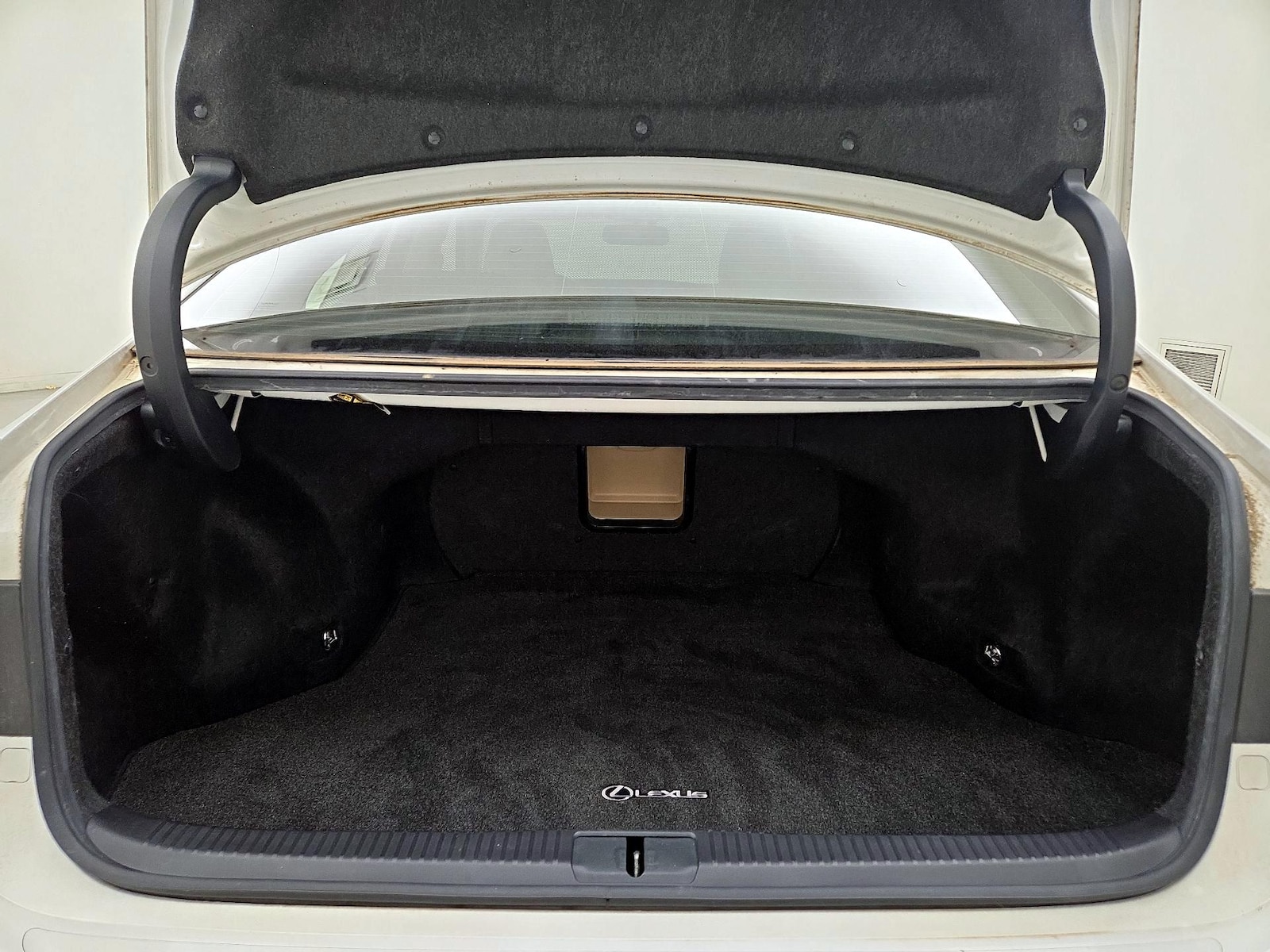 2014 Lexus ES 350 - Photo 23