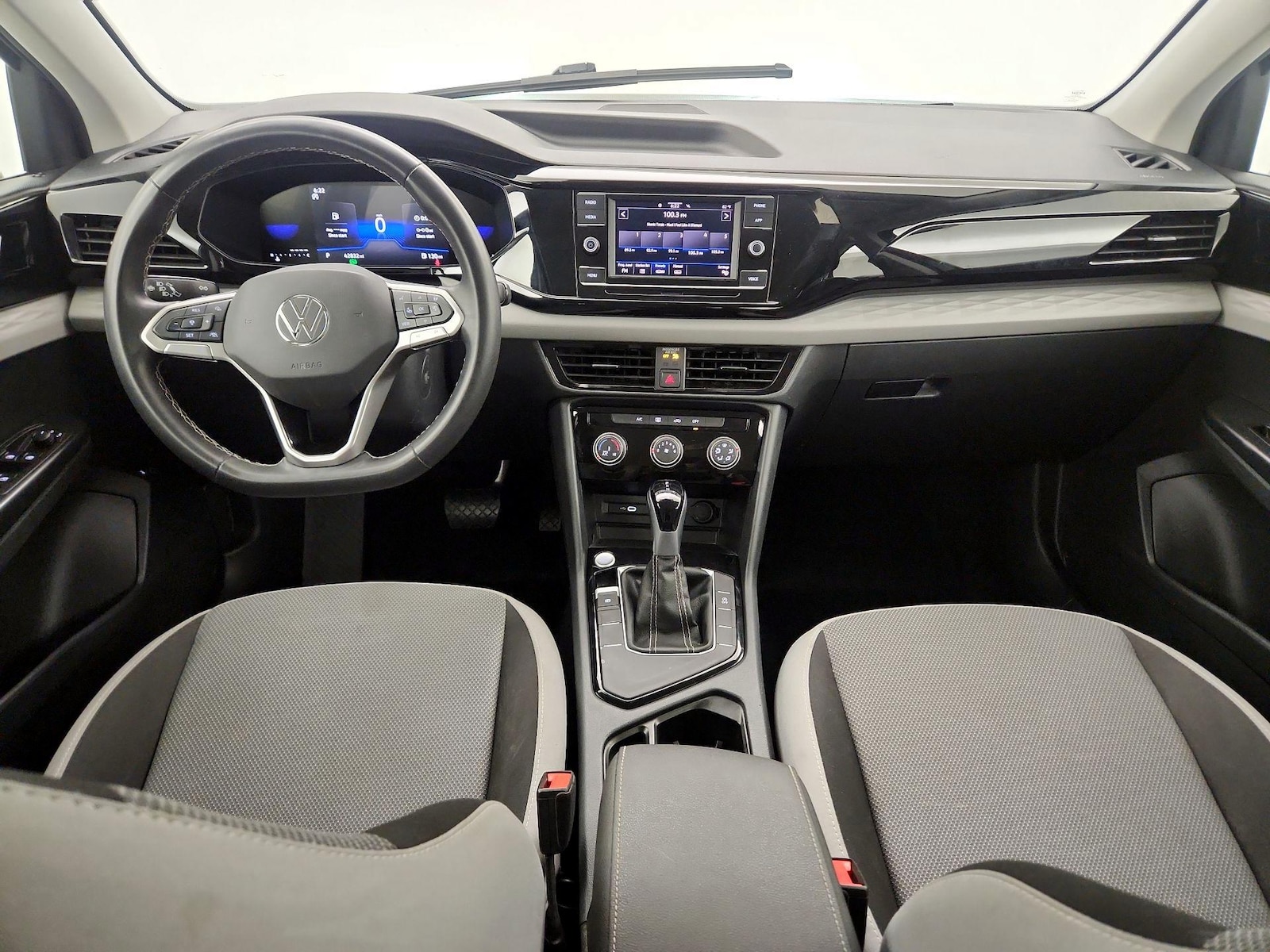2024 Volkswagen Taos S - Photo 10