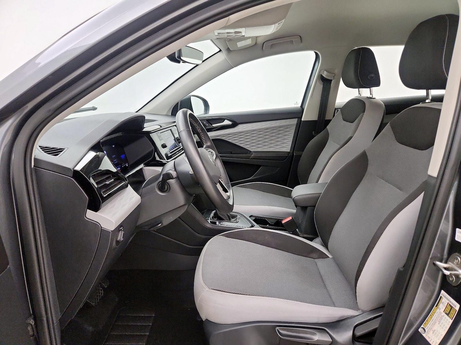 2024 Volkswagen Taos S - Photo 12