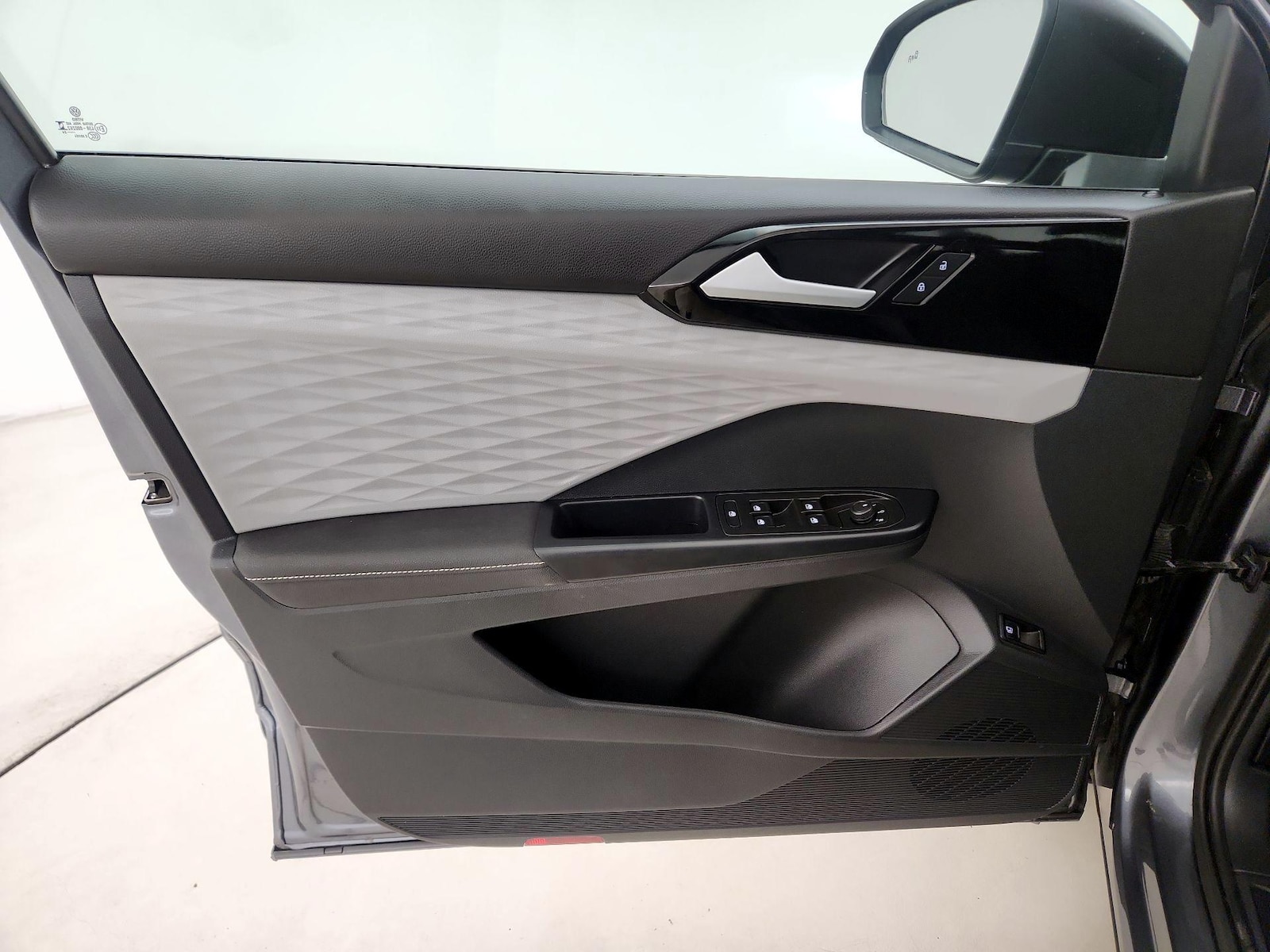 2024 Volkswagen Taos S - Photo 13