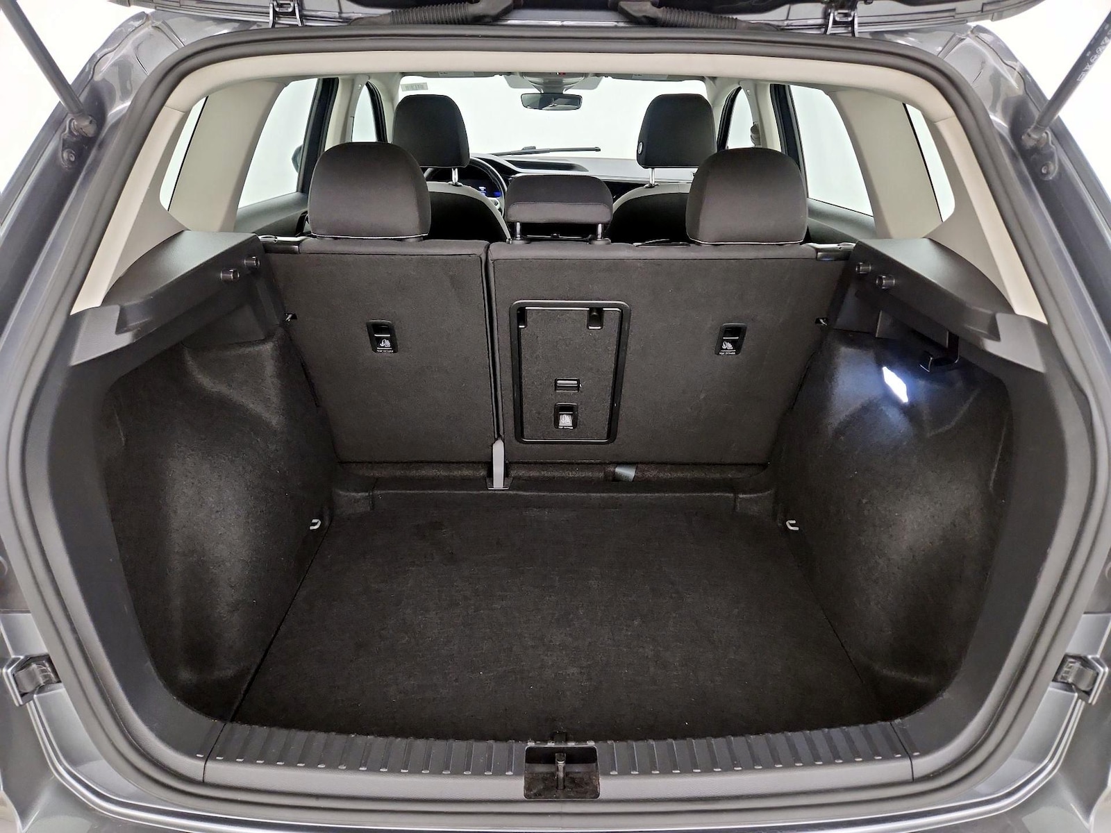 2024 Volkswagen Taos S - Photo 21