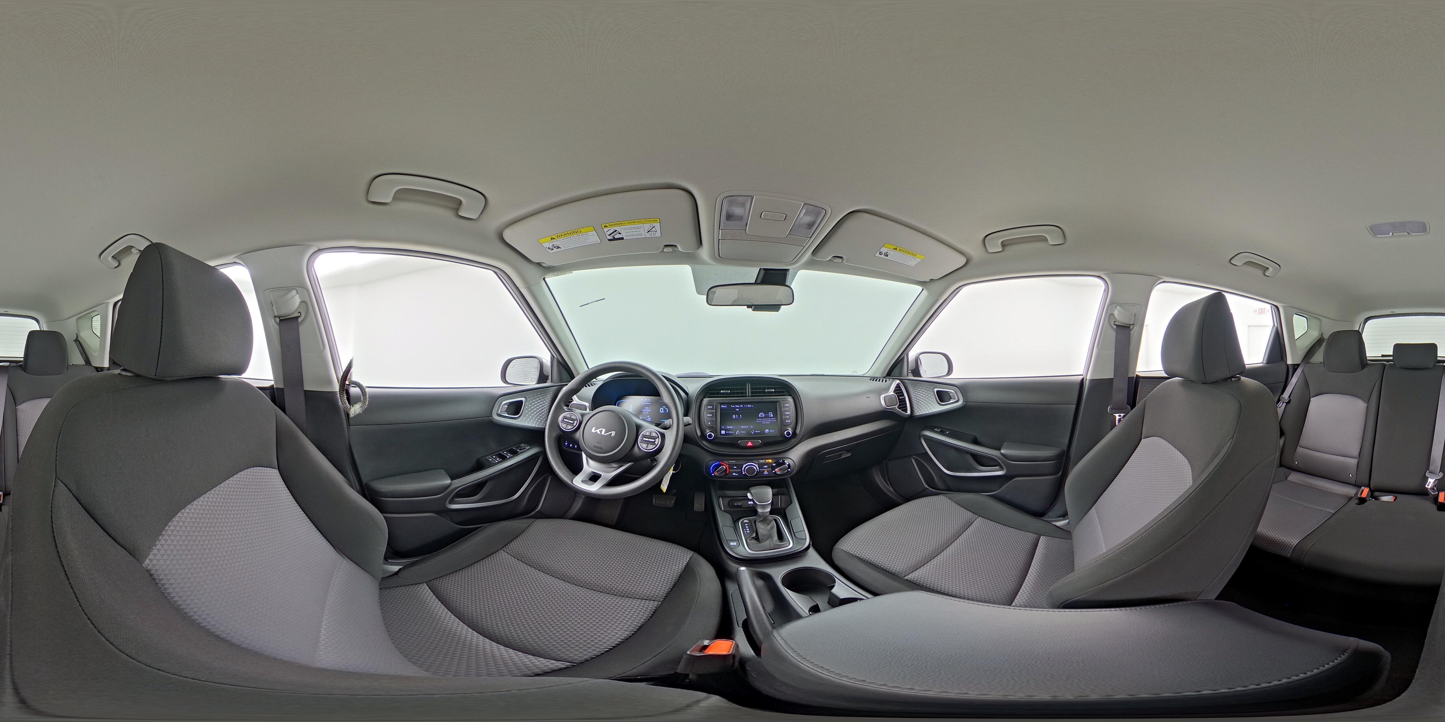2025 Kia Soul LX - Photo 24