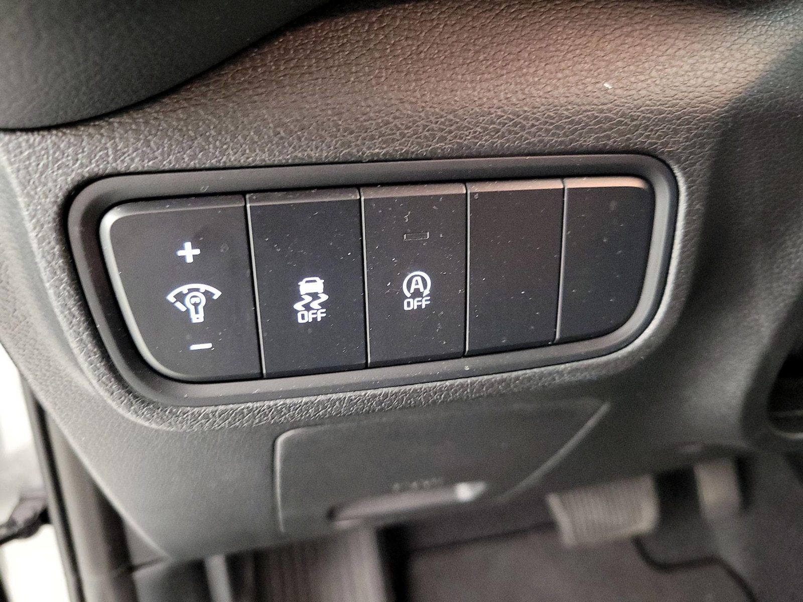 2025 Kia Soul LX - Photo 14