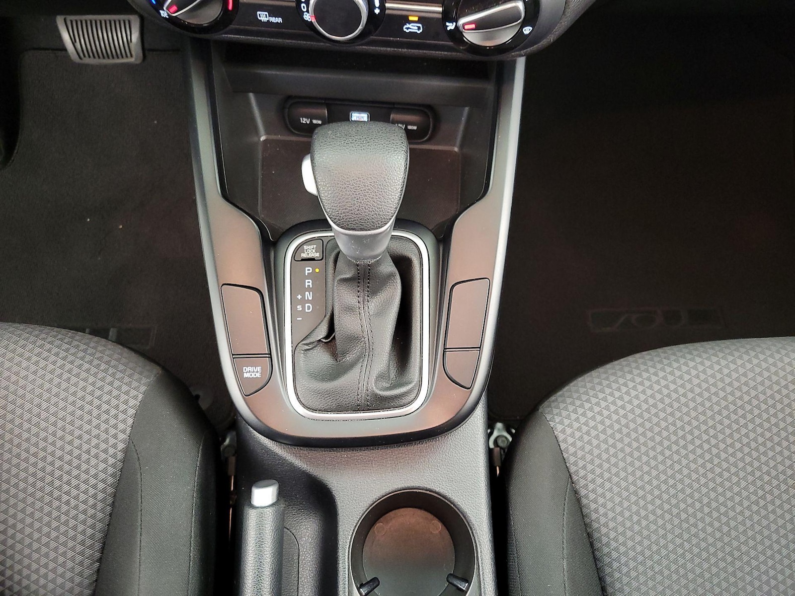 2025 Kia Soul LX - Photo 18