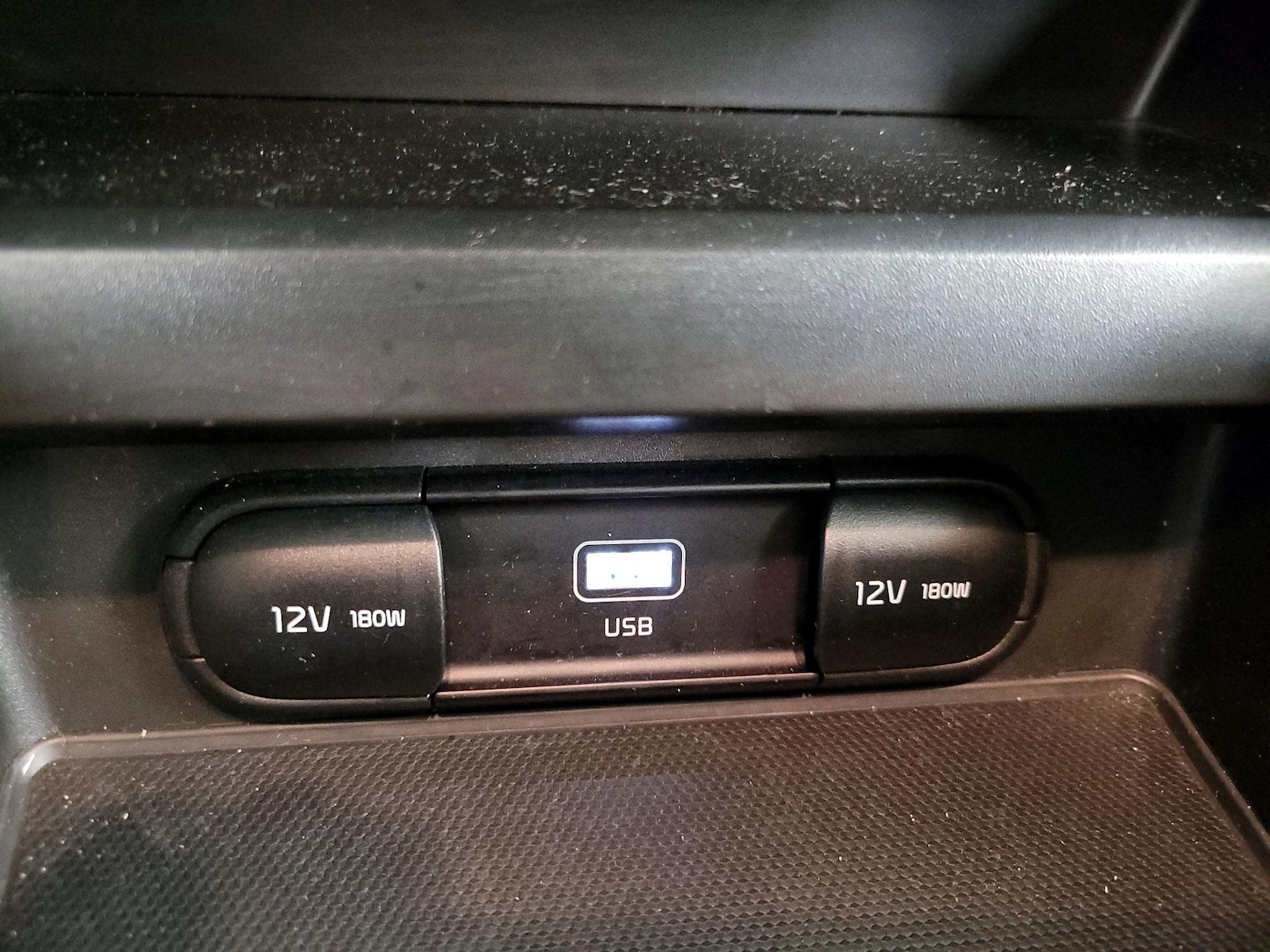2025 Kia Soul LX - Photo 19