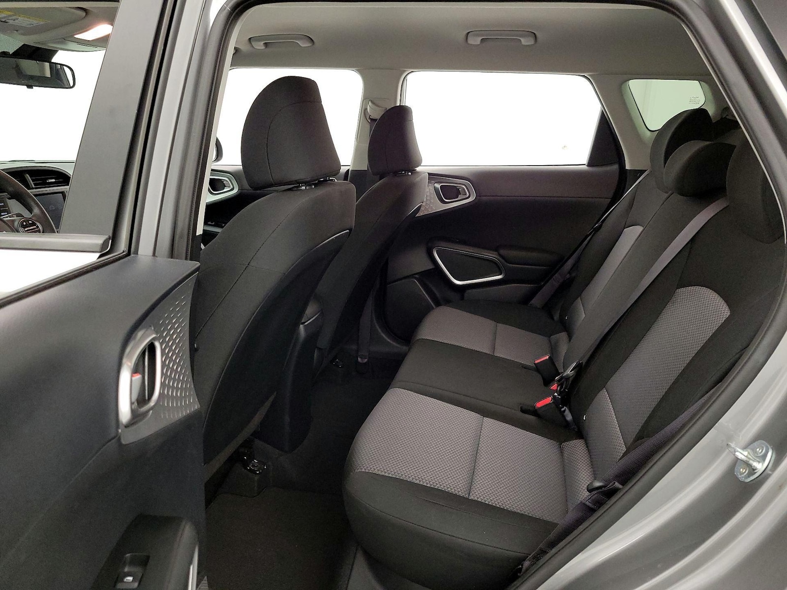 2025 Kia Soul LX - Photo 20