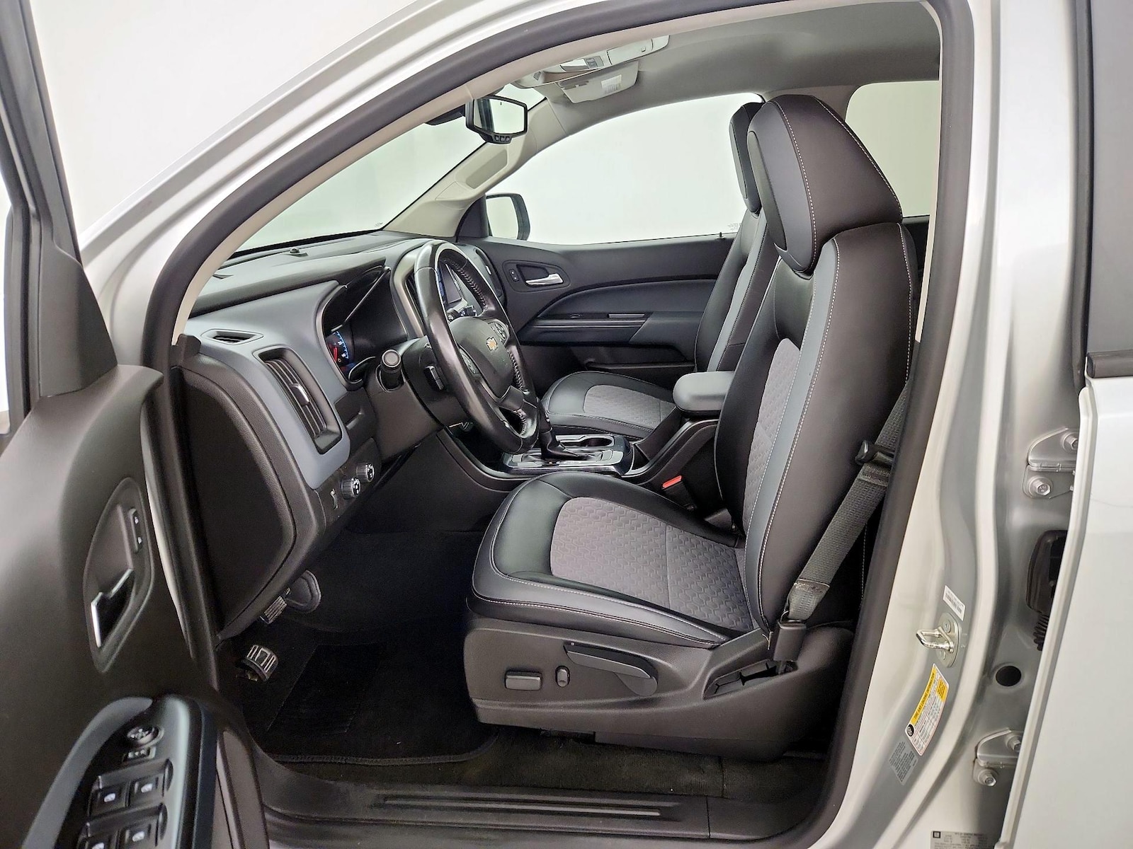 2016 Chevrolet Colorado Z71 - Photo 12