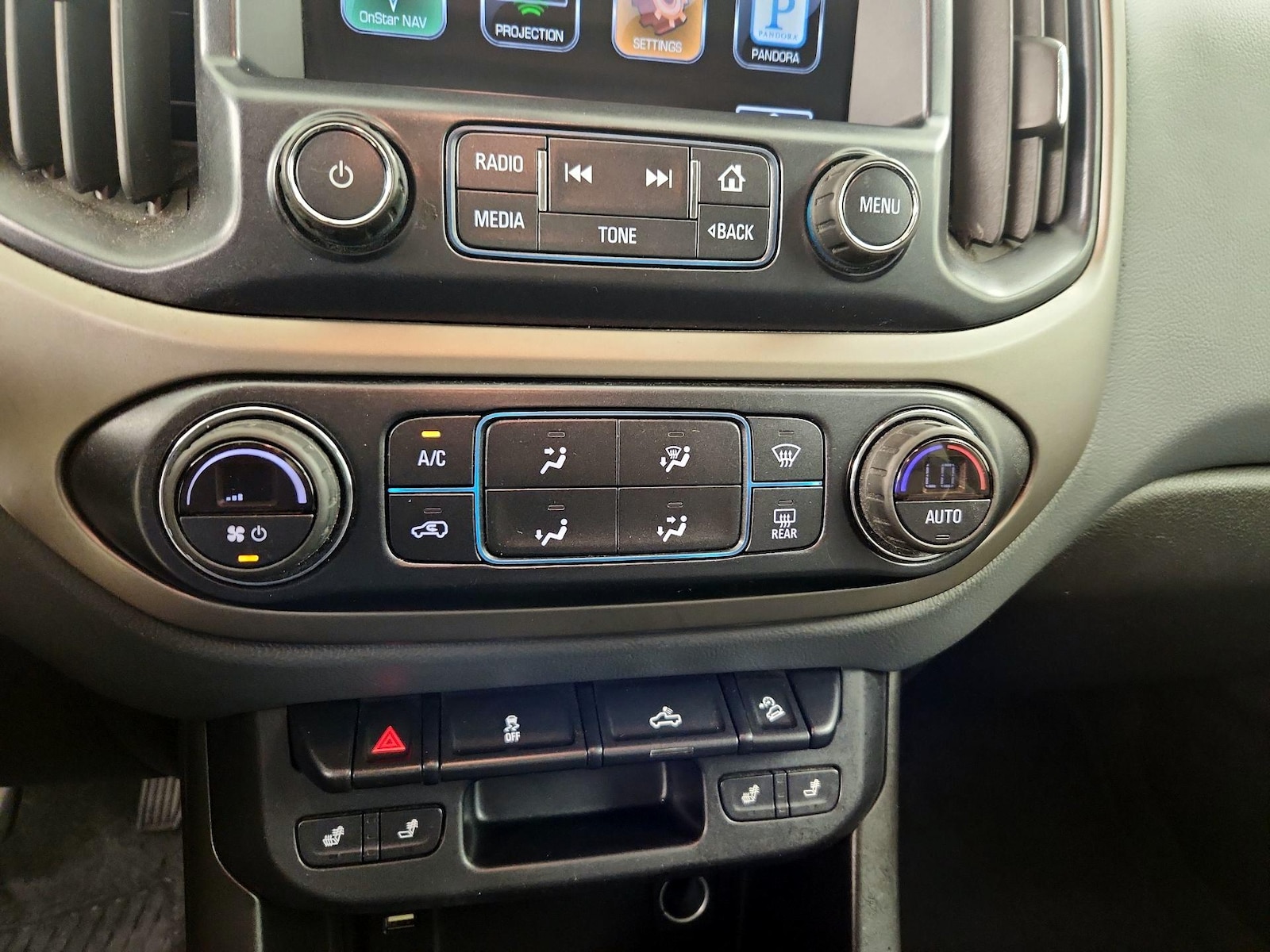 2016 Chevrolet Colorado Z71 - Photo 17