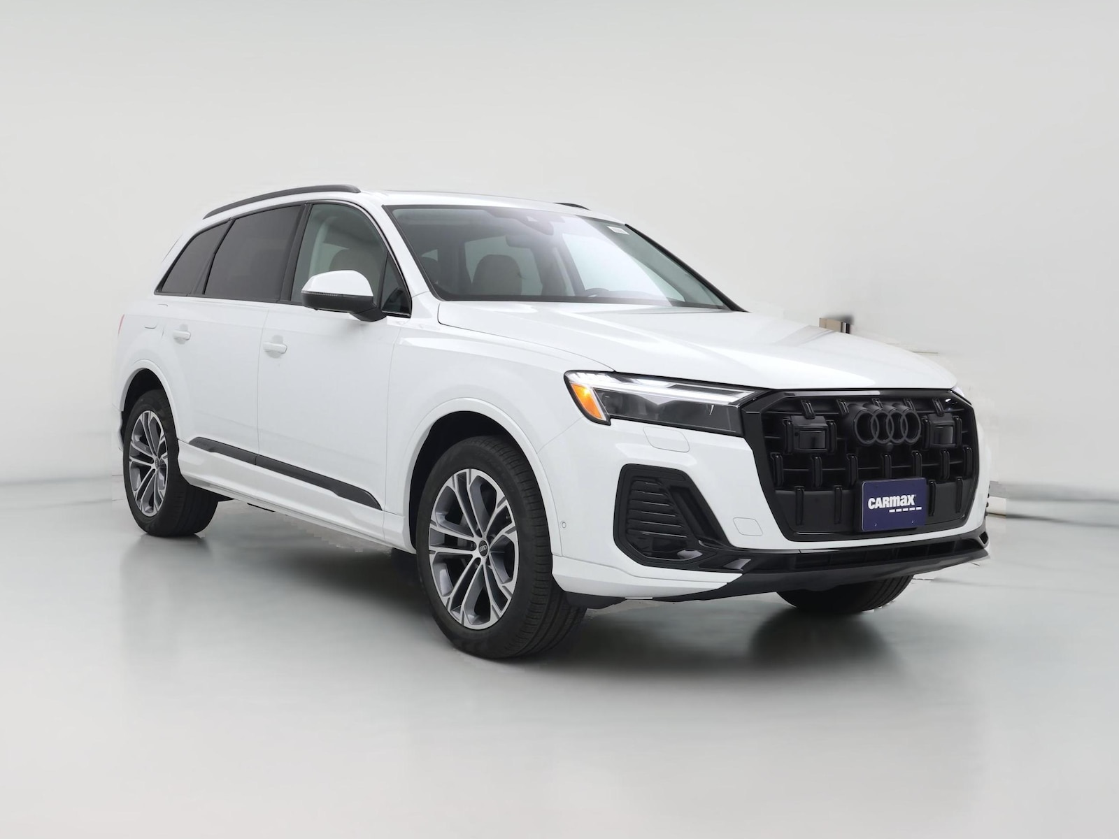 2026 Audi Q7 Premium - Photo 1