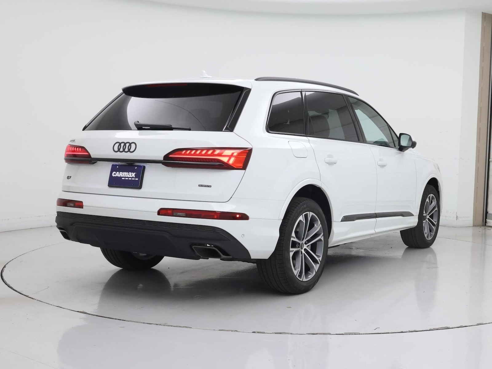 2026 Audi Q7 Premium - Photo 9