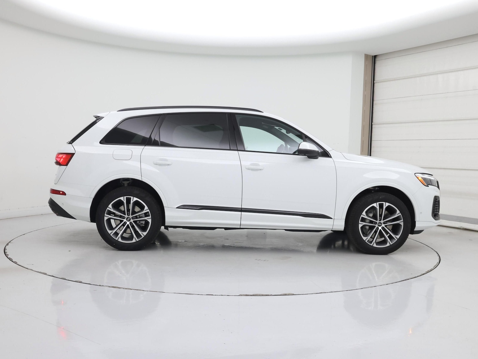 2026 Audi Q7 Premium - Photo 8