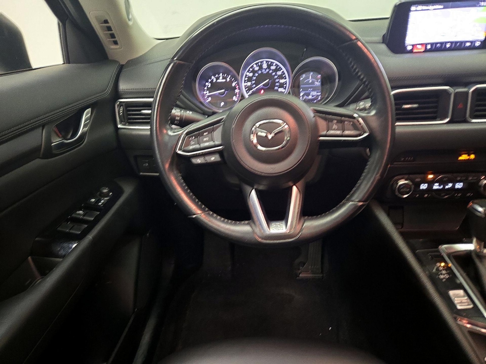 2017 Mazda CX-5 Touring - Photo 11