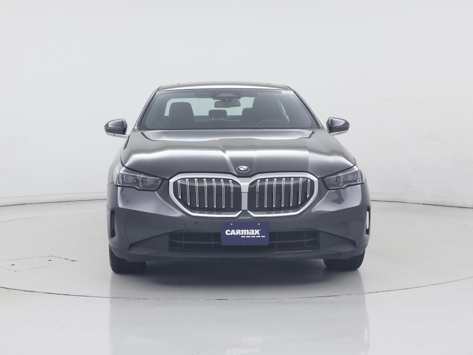 2025 BMW 5 Series 530i - Photo 6