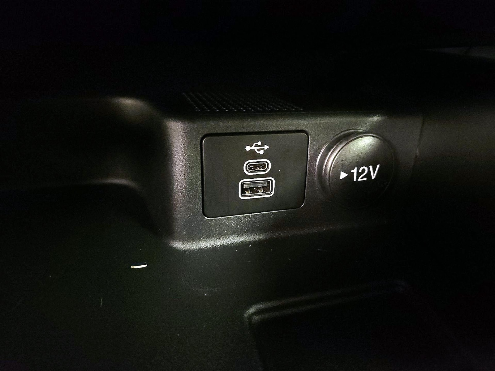 2025 Ford Escape Active - Photo 19