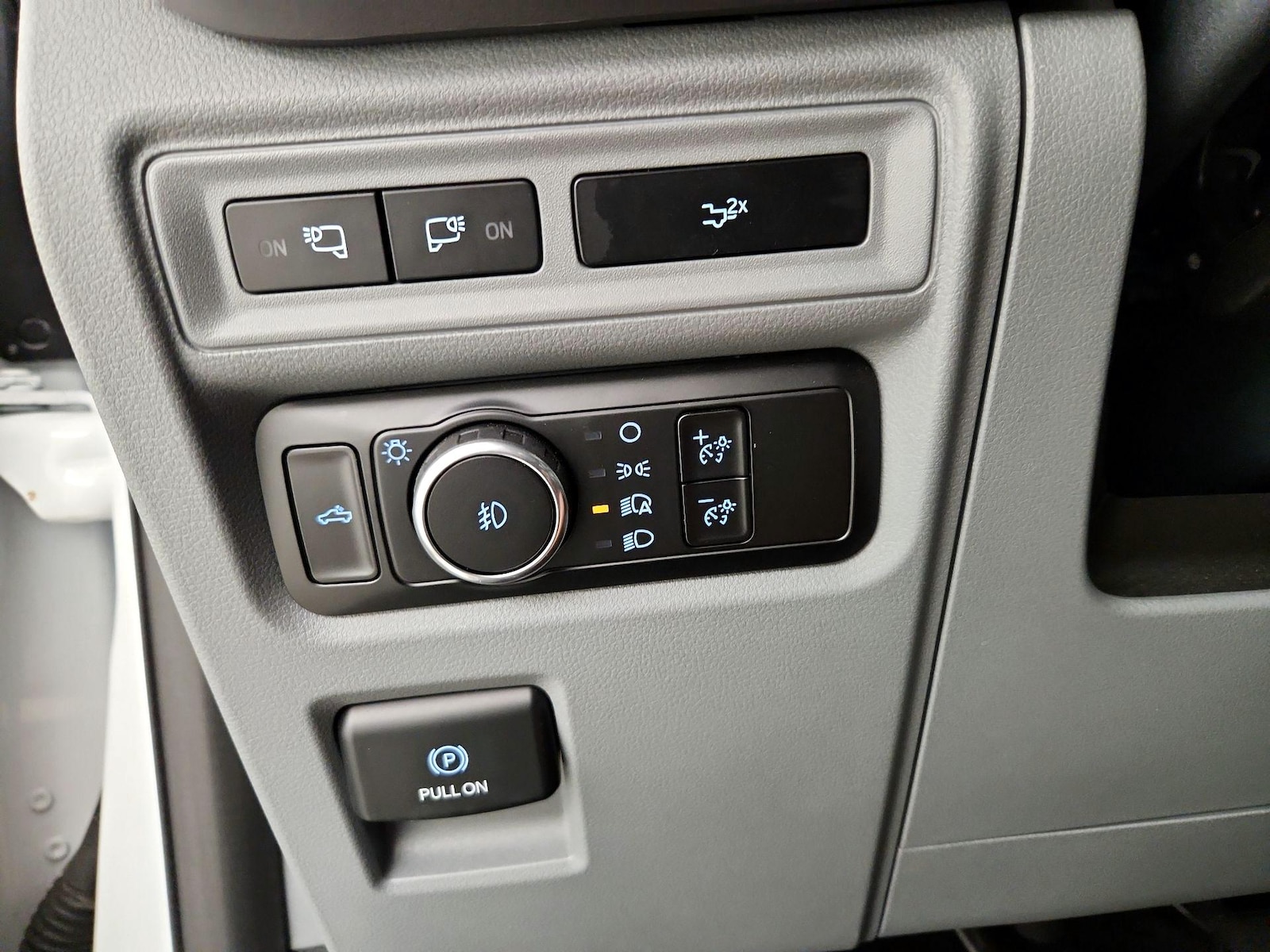 2024 Ford F-150 XLT - Photo 14