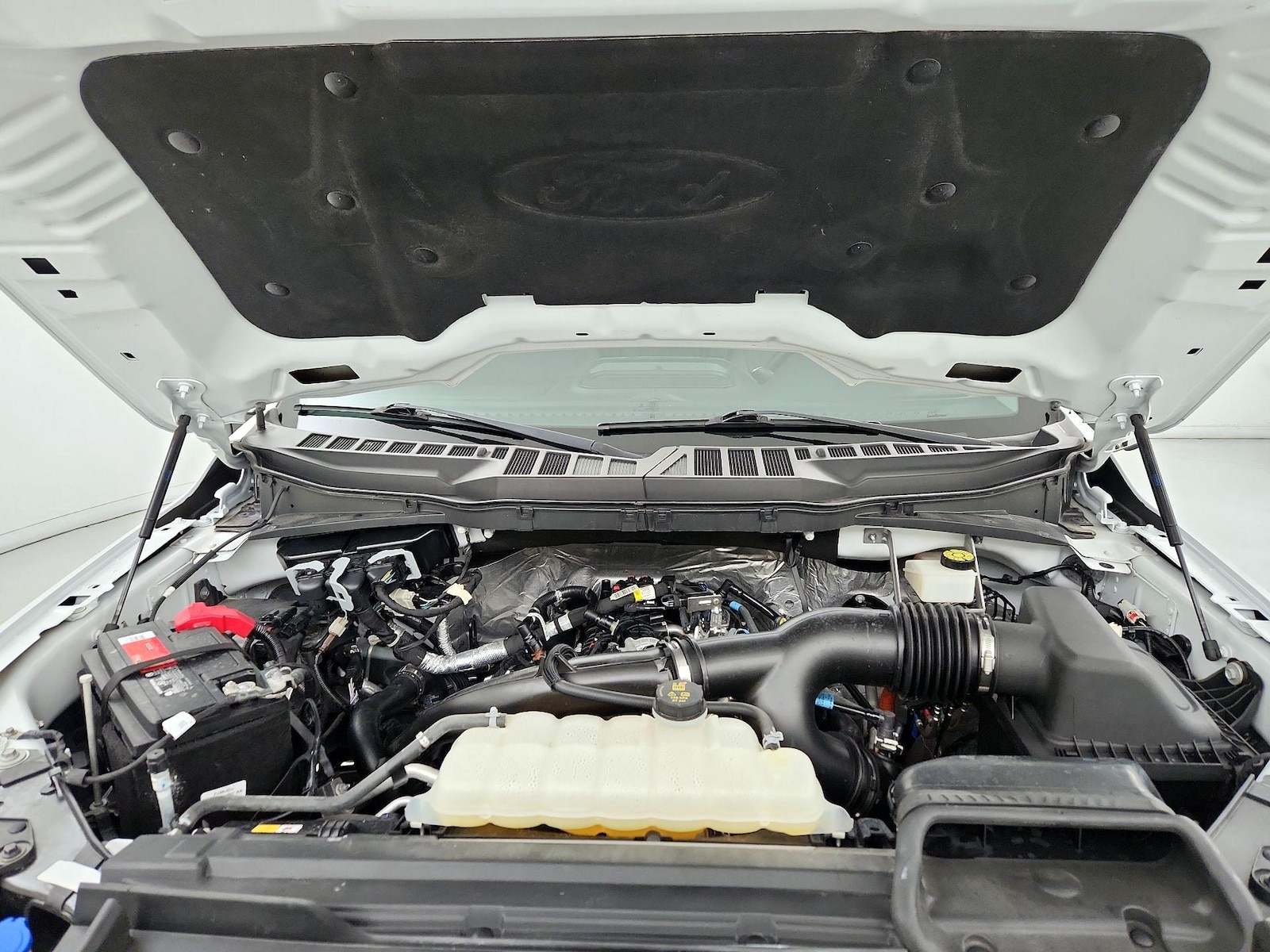 2024 Ford F-150 XLT - Photo 23