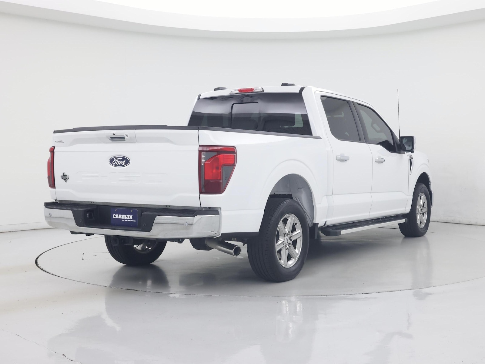 2024 Ford F-150 XLT - Photo 9
