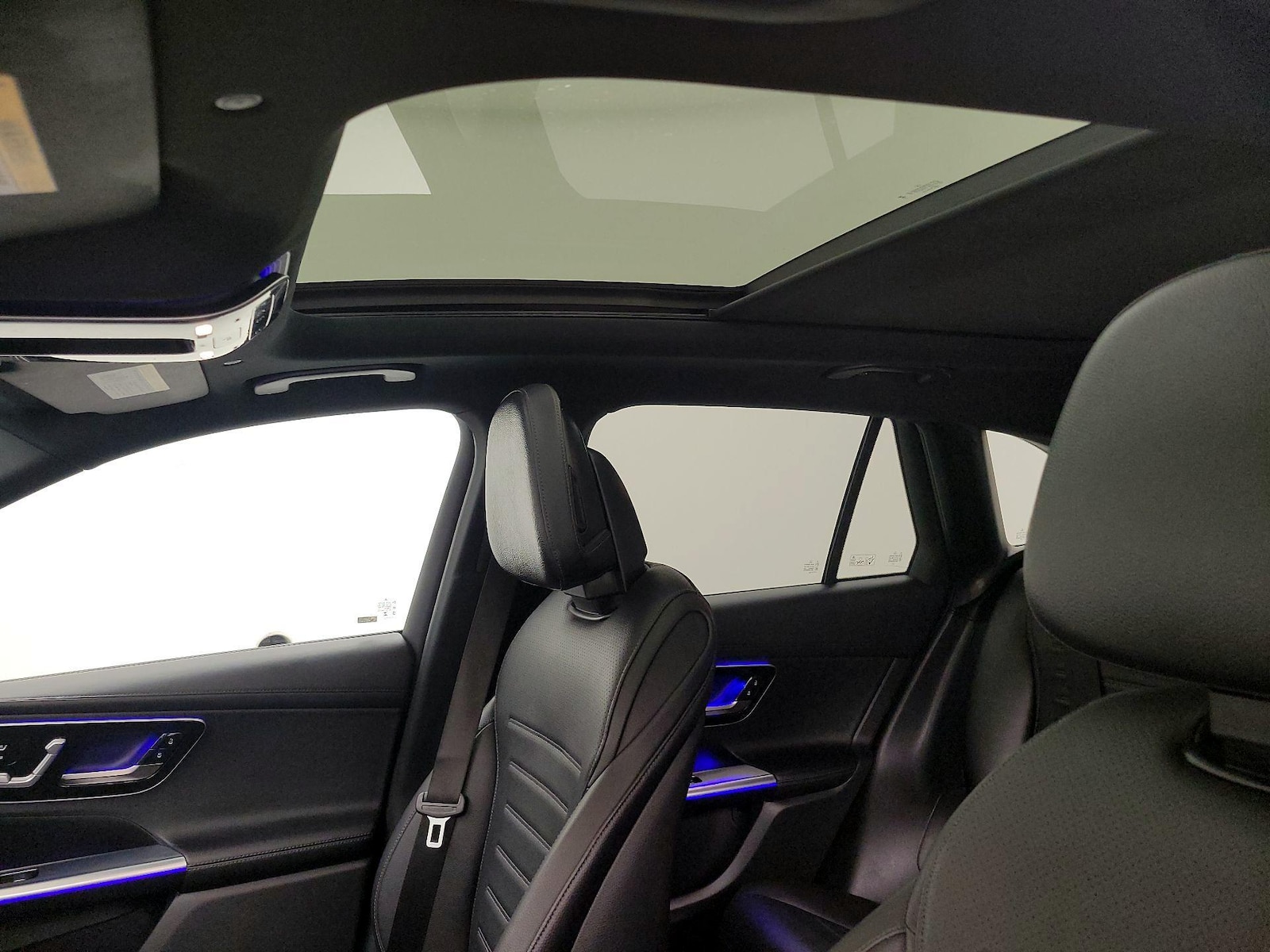 2023 Mercedes-Benz GLC GLC 300 - Photo 21