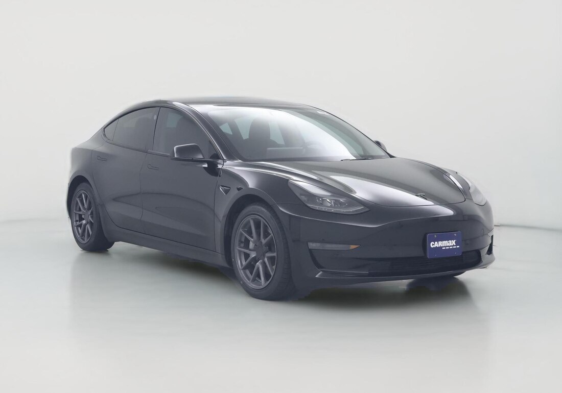 2022 Tesla Model 3 Long Range All-Wheel Drive in Black — CarMax photo
