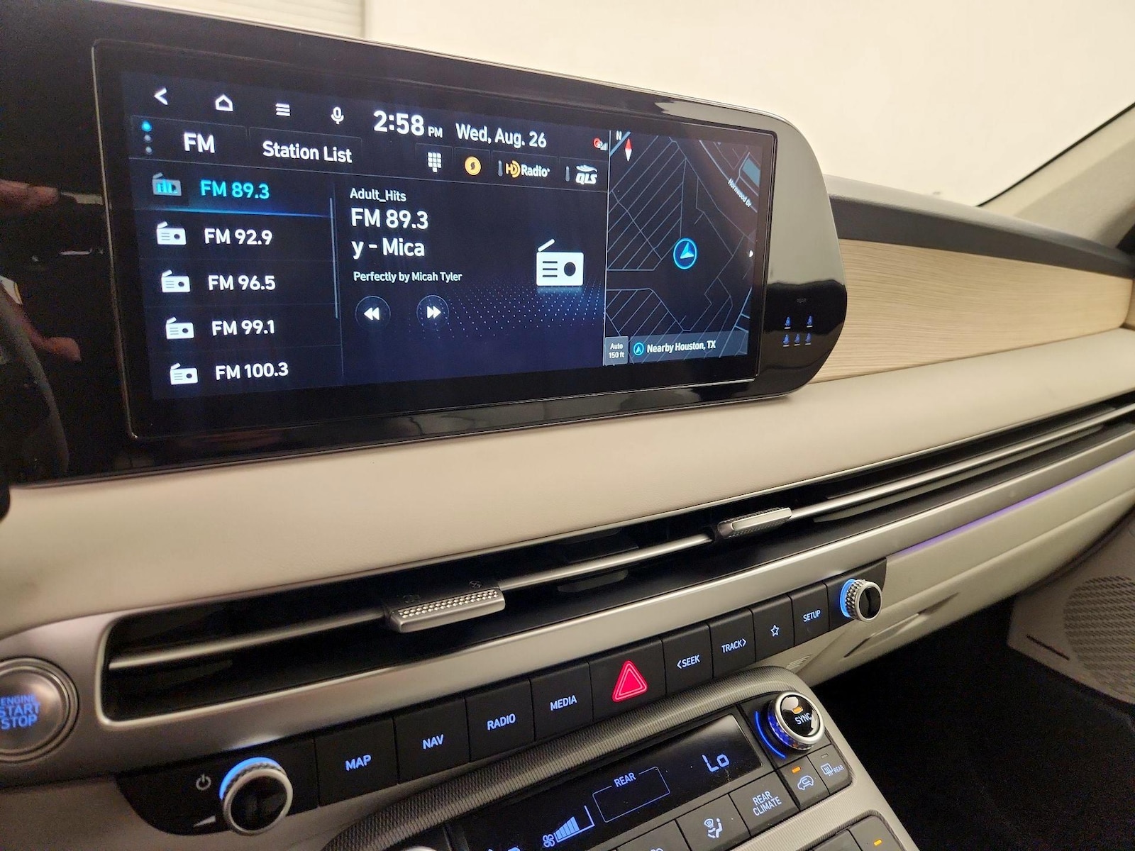 2025 Hyundai Palisade Limited - Photo 17