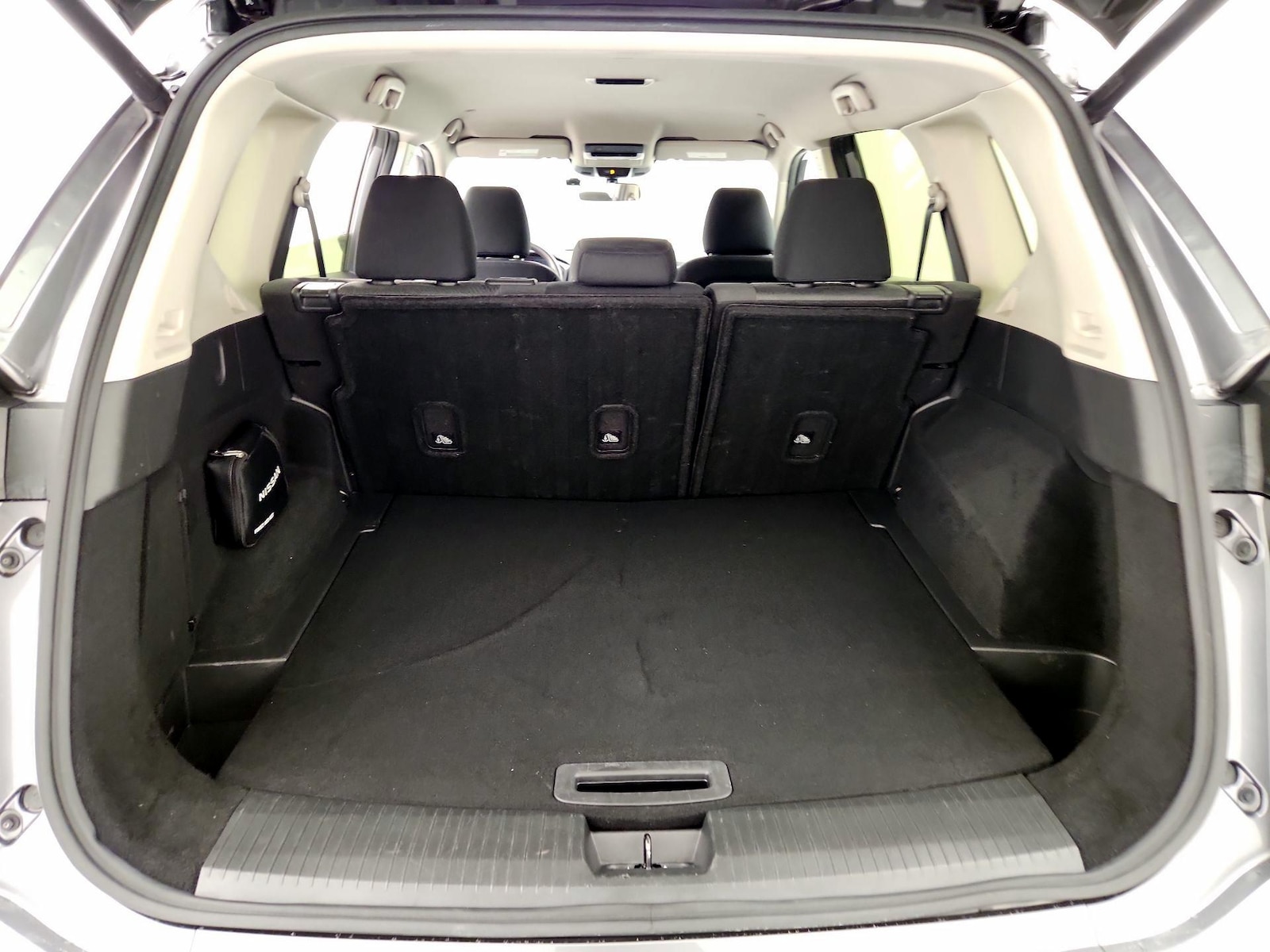 2024 Nissan Rogue SV - Photo 21