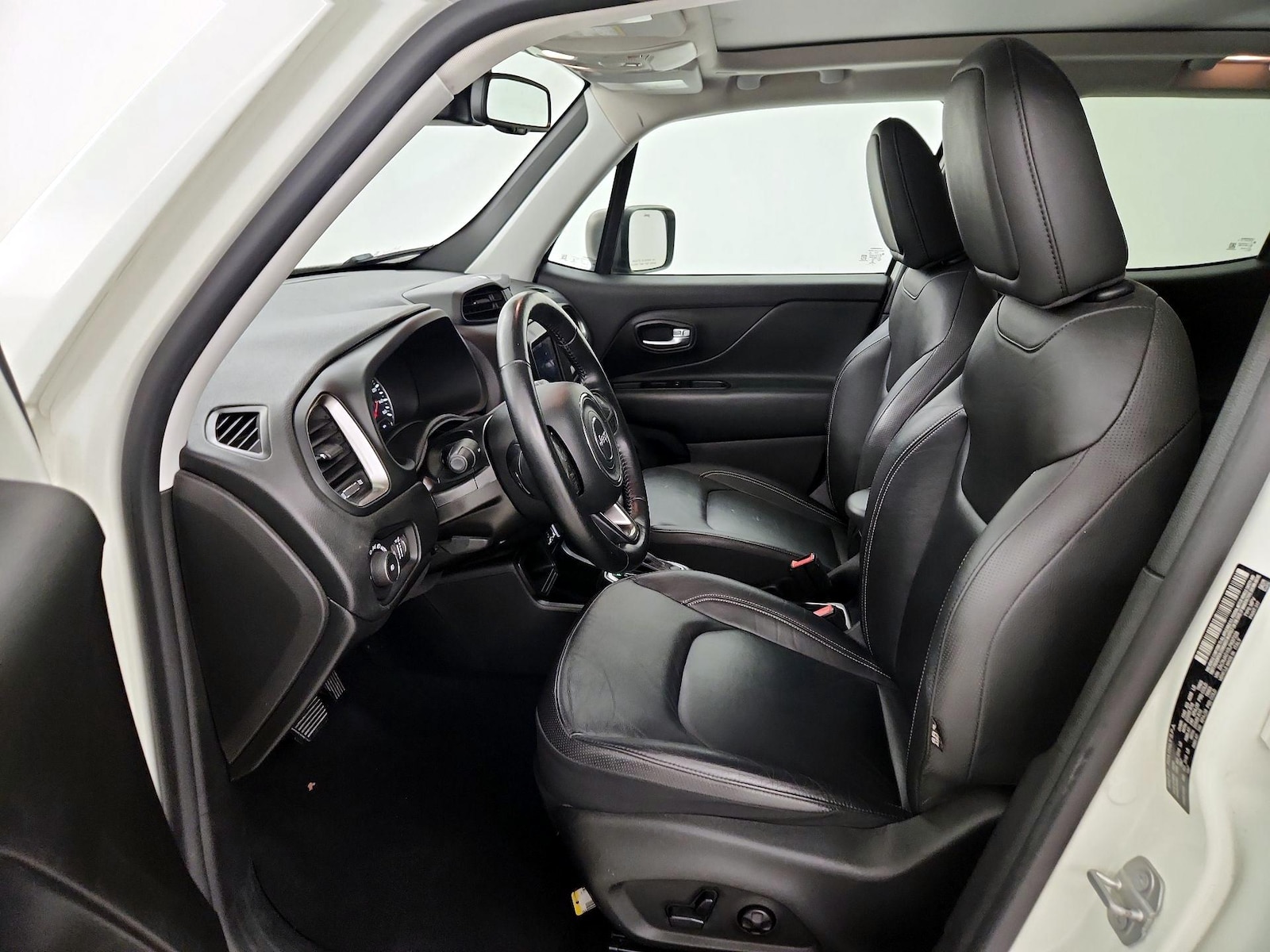 2020 Jeep Renegade Limited - Photo 12