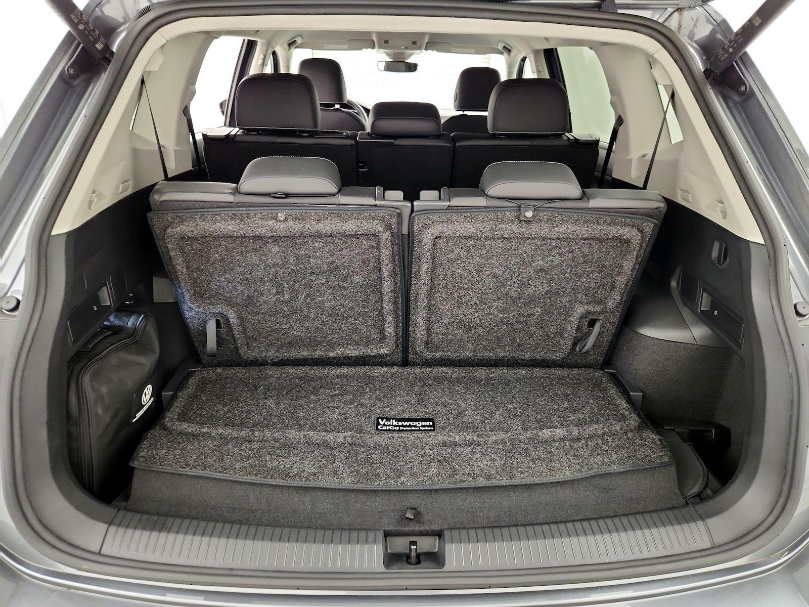 2023 Volkswagen Tiguan SE - Photo 22